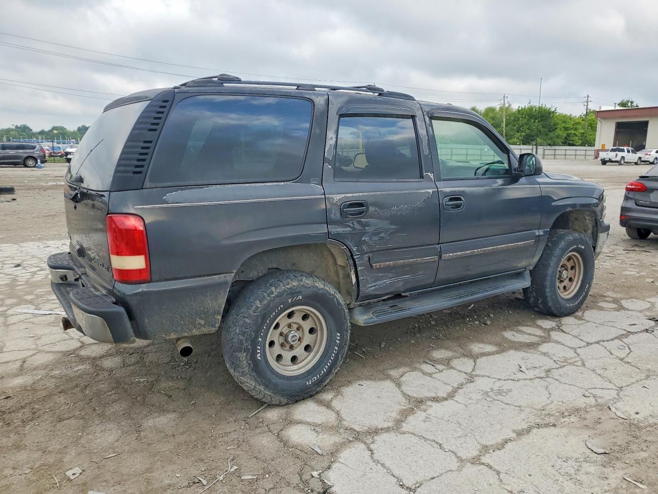 2005 Chevrolet Tahoe K1500 Угольный vin: 1GNEK13T55J184873