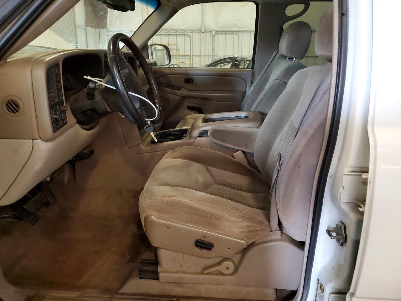 2005 Chevrolet Tahoe K1500 White vin: 1GNEK13T55J206774