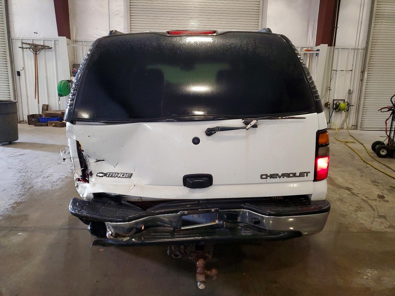 2005 Chevrolet Tahoe K1500 White vin: 1GNEK13T55J206774