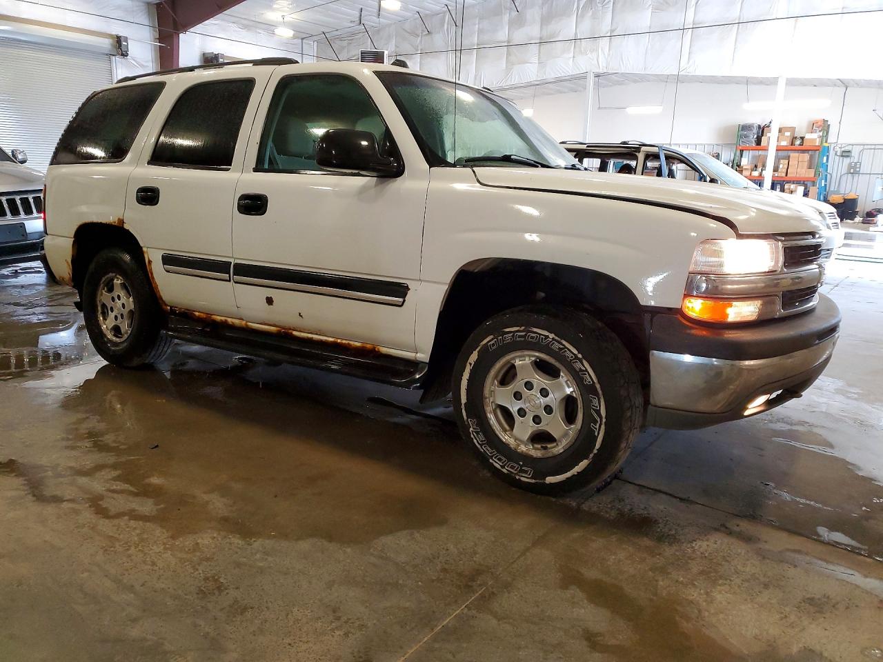2005 Chevrolet Tahoe K1500 White vin: 1GNEK13T55J206774