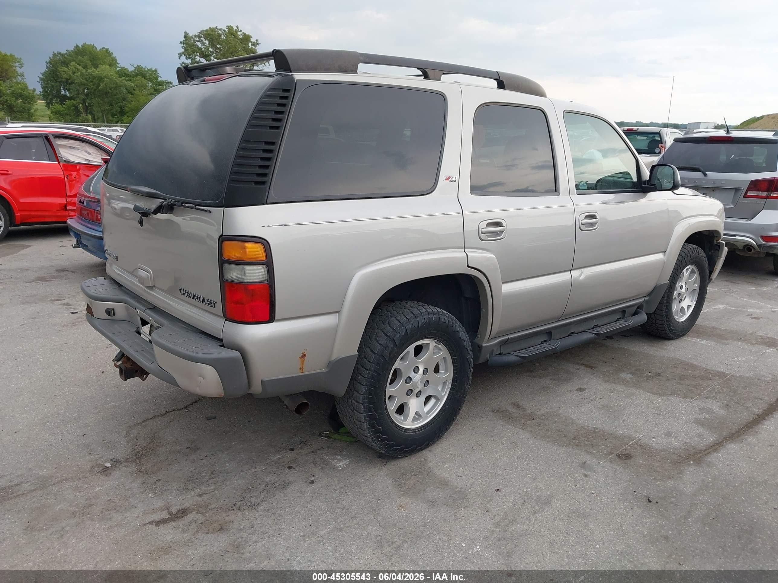 2005 Chevrolet Tahoe Z71 Tan vin: 1GNEK13T55R164124