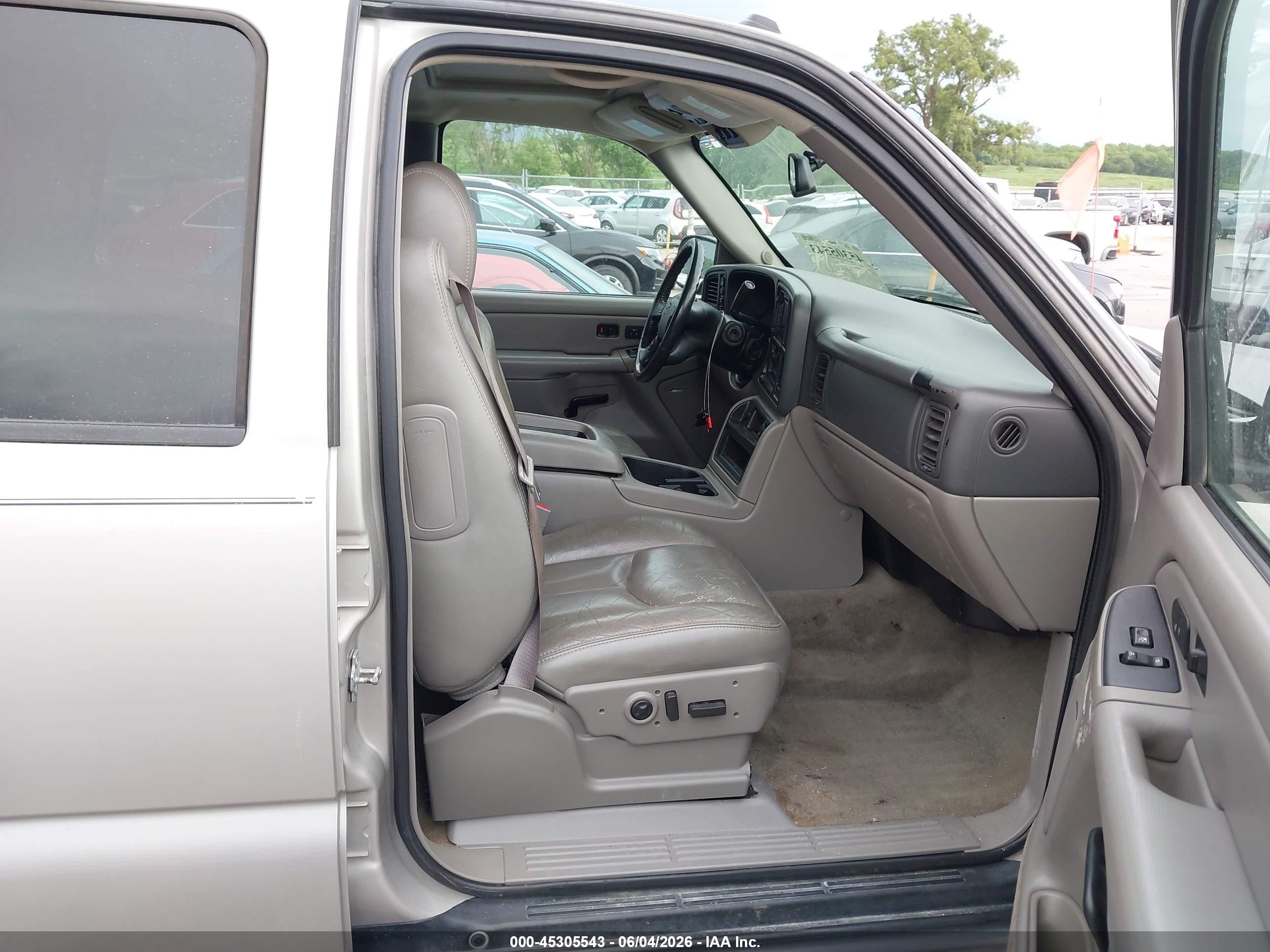 2005 Chevrolet Tahoe Z71 Tan vin: 1GNEK13T55R164124