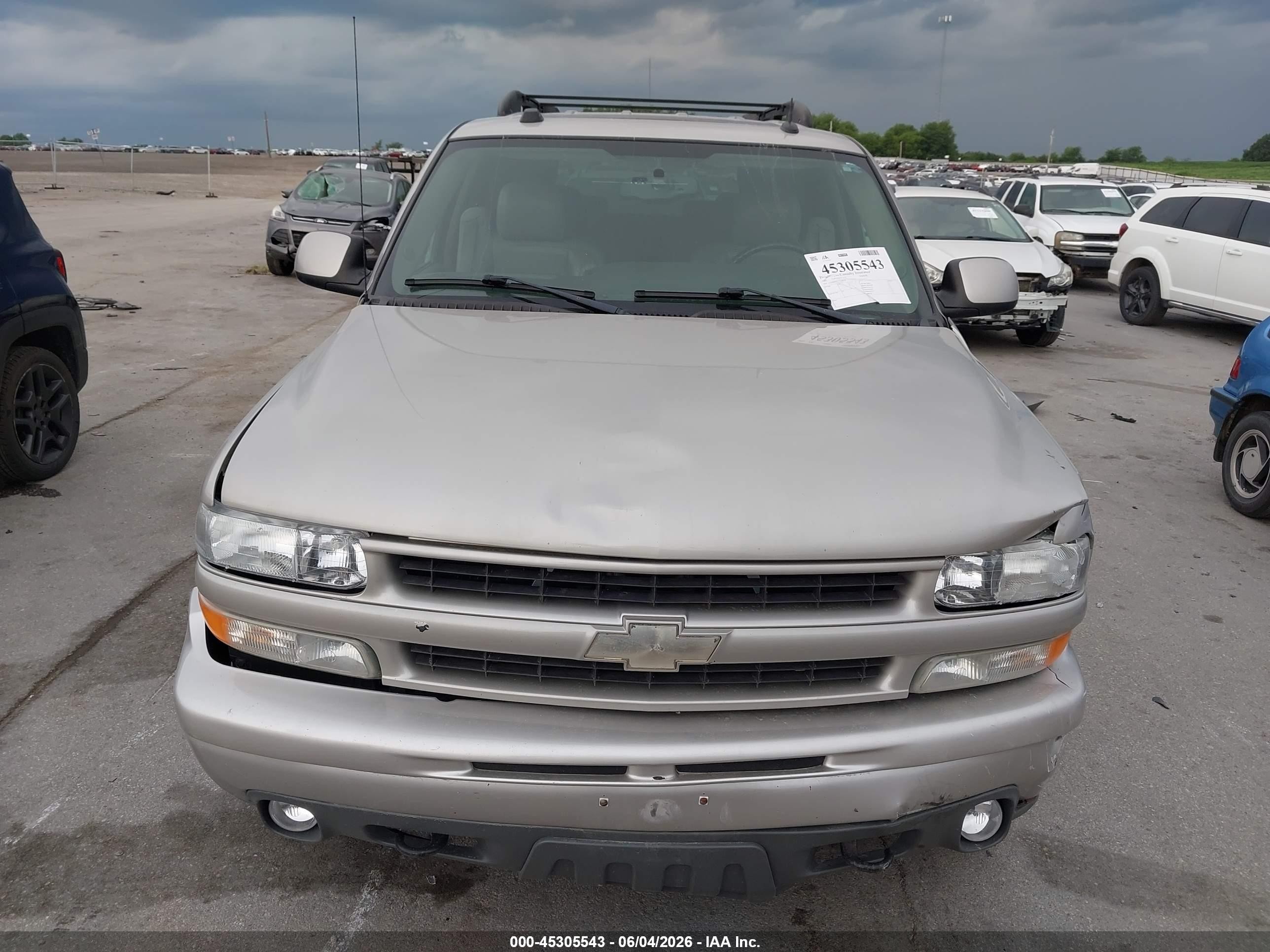 2005 Chevrolet Tahoe Z71 Tan vin: 1GNEK13T55R164124