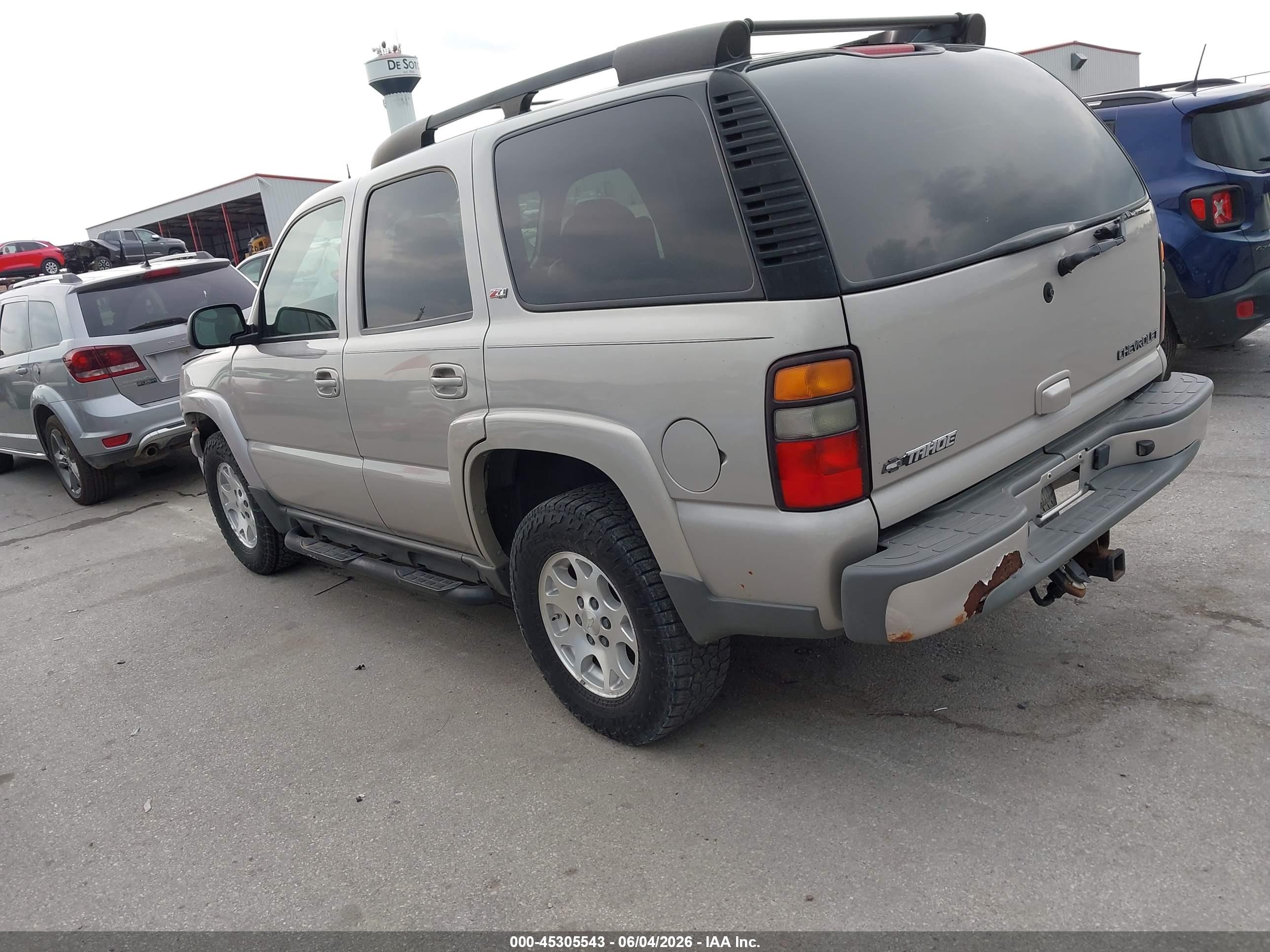 2005 Chevrolet Tahoe Z71 Tan vin: 1GNEK13T55R164124