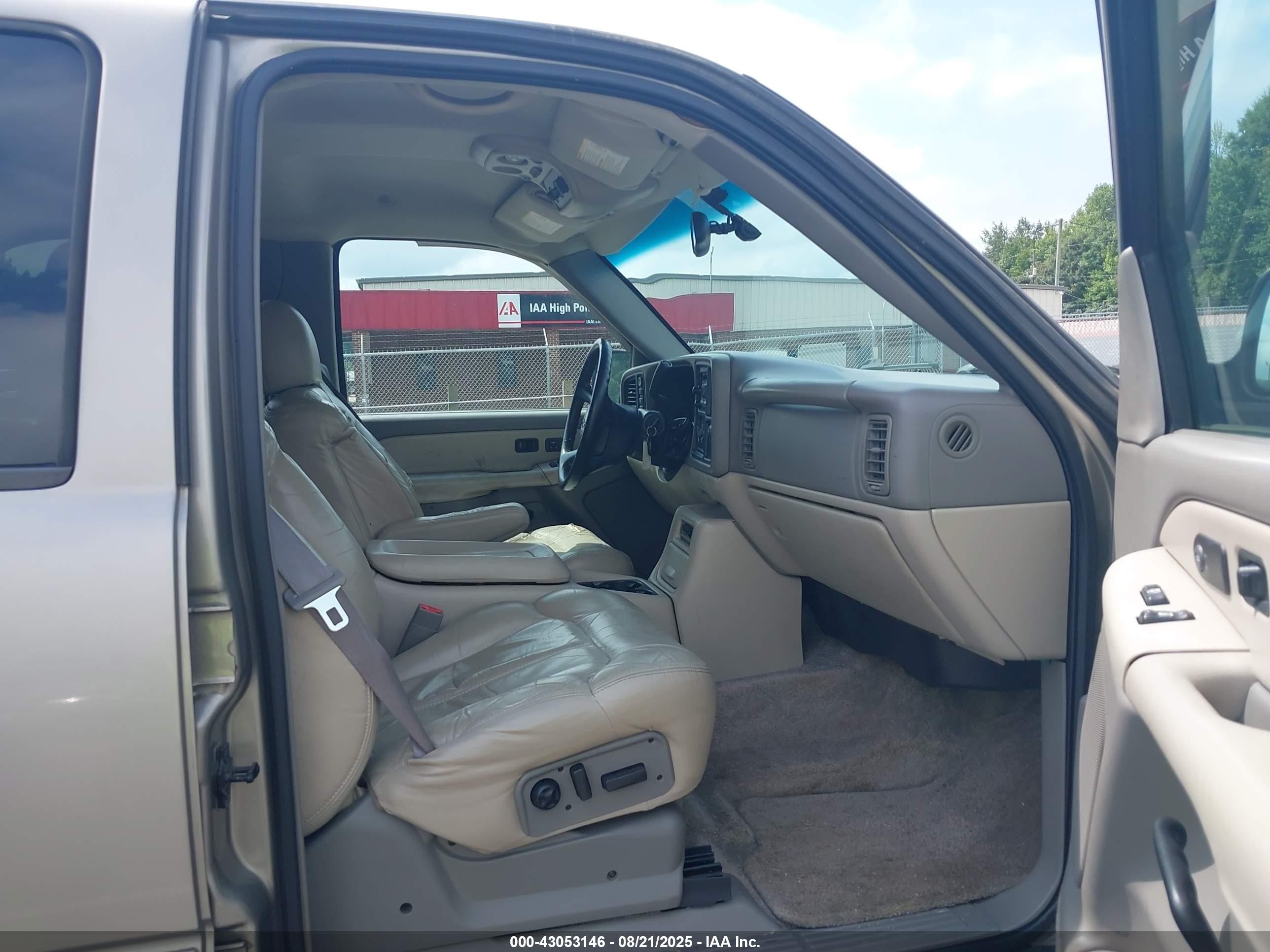 2001 Chevrolet Tahoe Lt Gold vin: 1GNEK13T61R213700