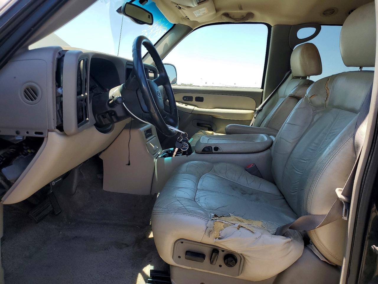 2002 Chevrolet Tahoe K1500 Black vin: 1GNEK13T62J259446