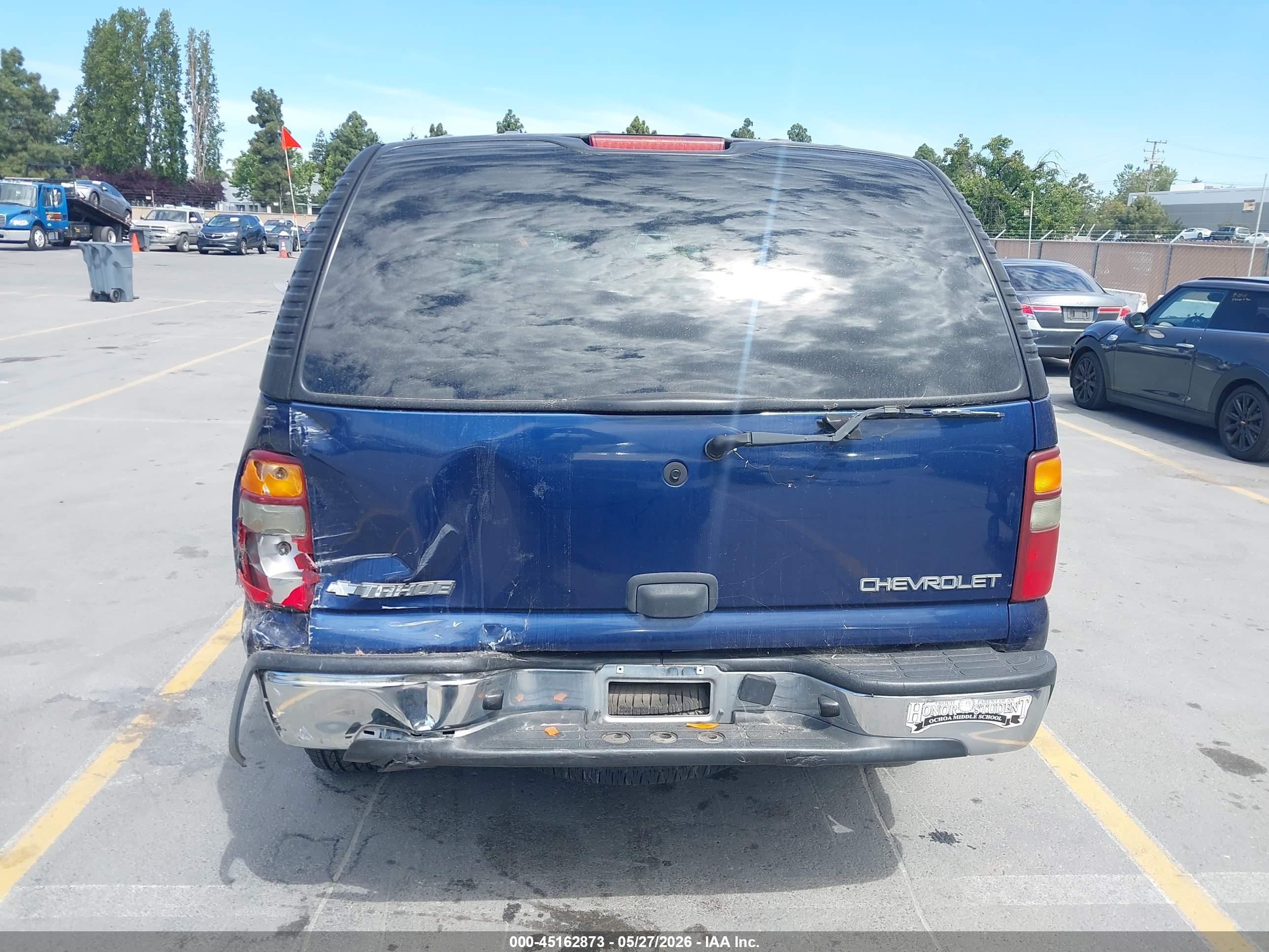 2003 Chevrolet Tahoe Ls Blue vin: 1GNEK13T63J128406