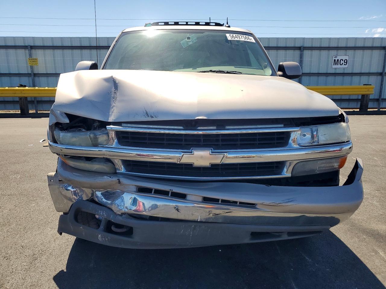 2004 Chevrolet Tahoe K1500 Gray vin: 1GNEK13T64J222304