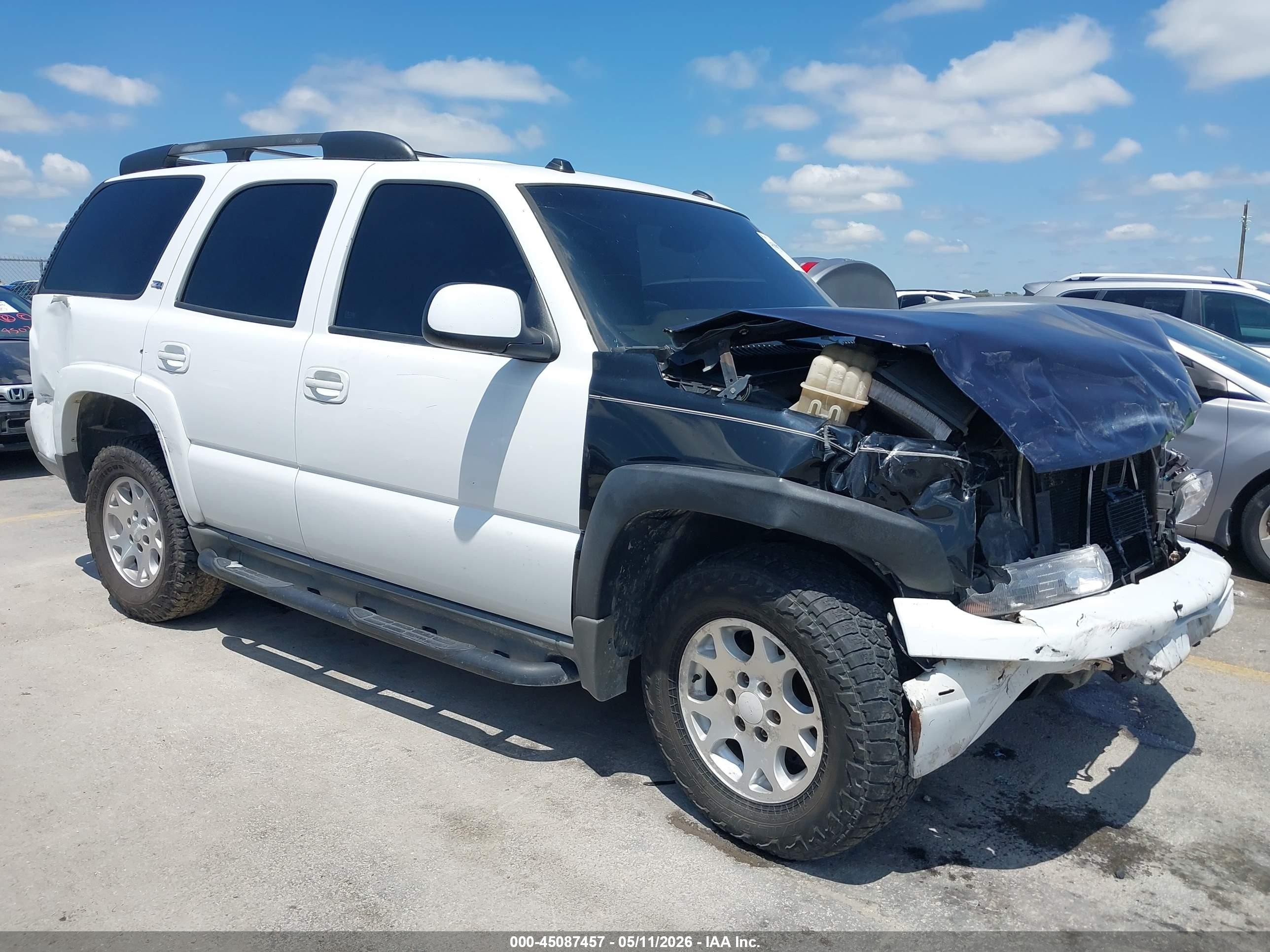 2005 Chevrolet Tahoe Z71 White vin: 1GNEK13T65R125932