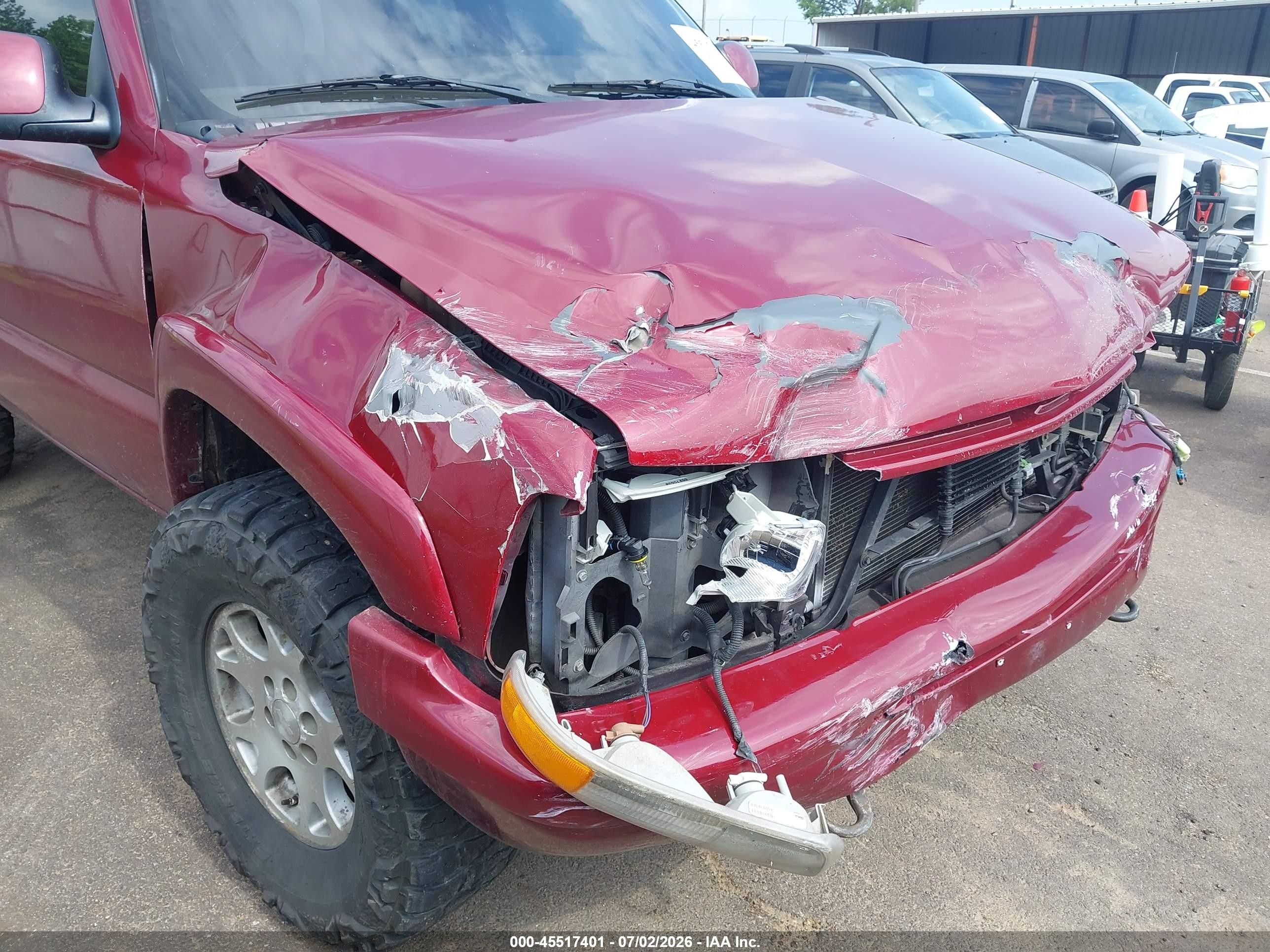 2006 Chevrolet Tahoe Z71 Maroon vin: 1GNEK13T66R114592