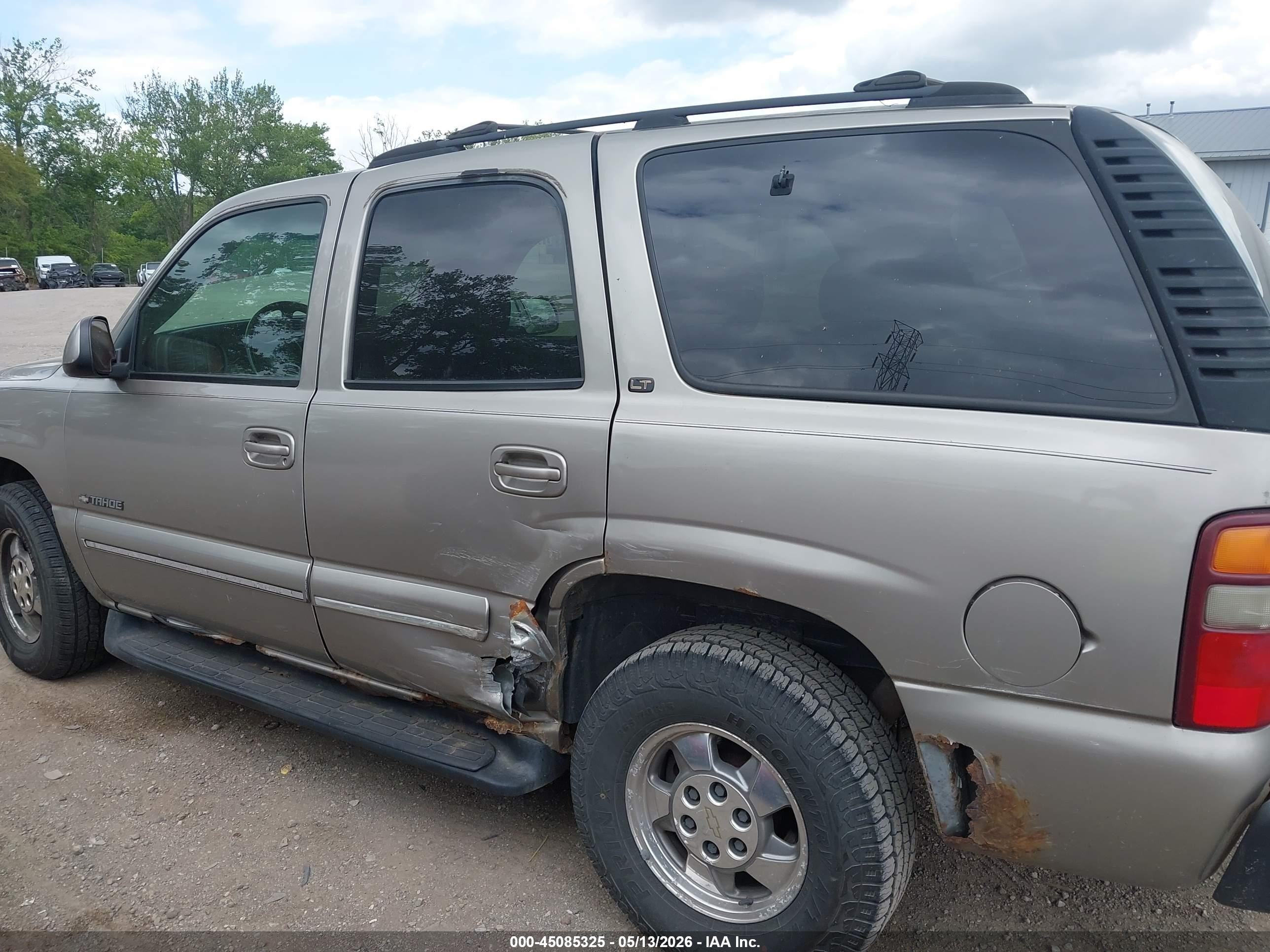 2000 Chevrolet Tahoe All New Lt Silver vin: 1GNEK13T6YJ112682