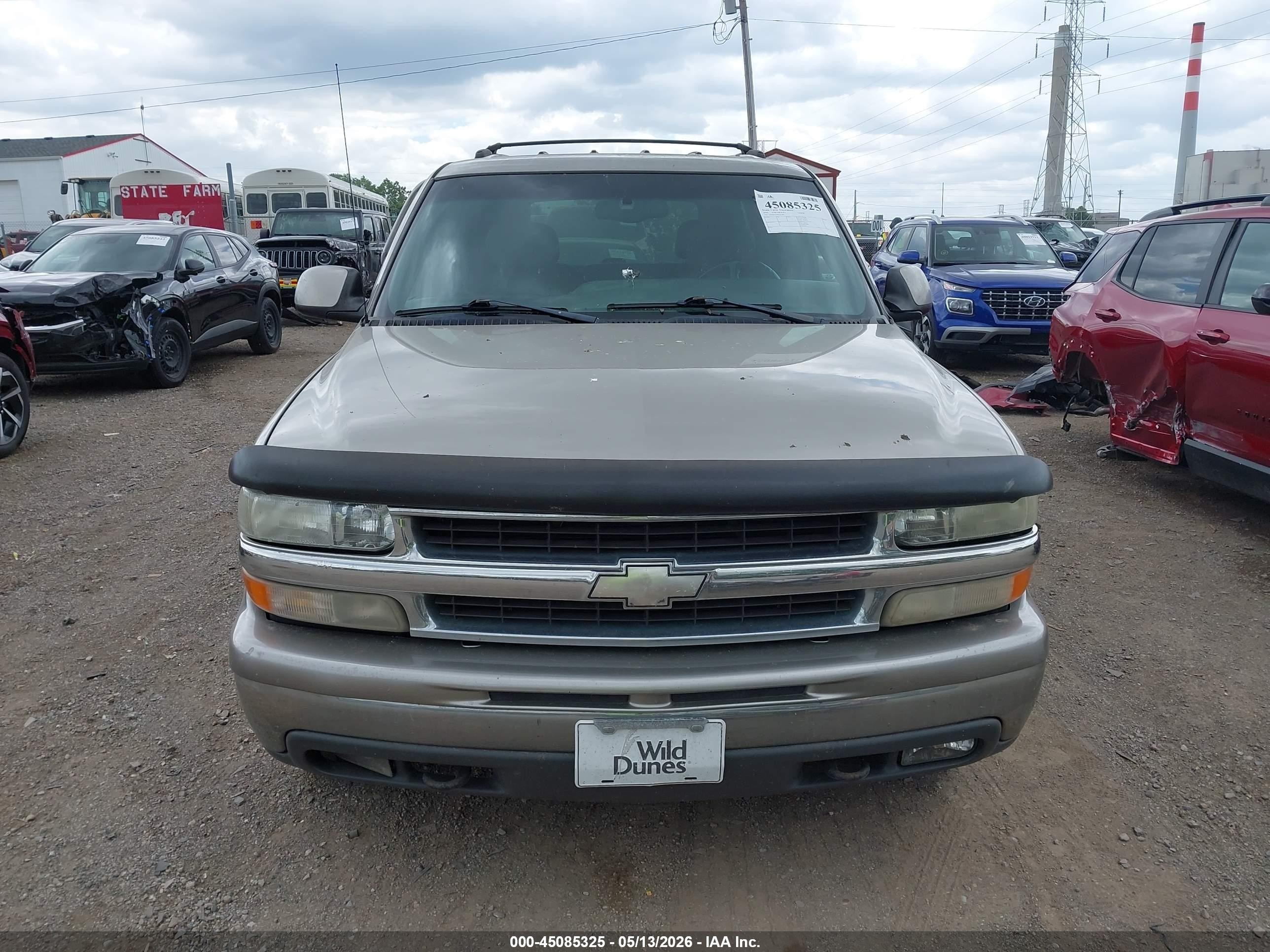2000 Chevrolet Tahoe All New Lt Silver vin: 1GNEK13T6YJ112682
