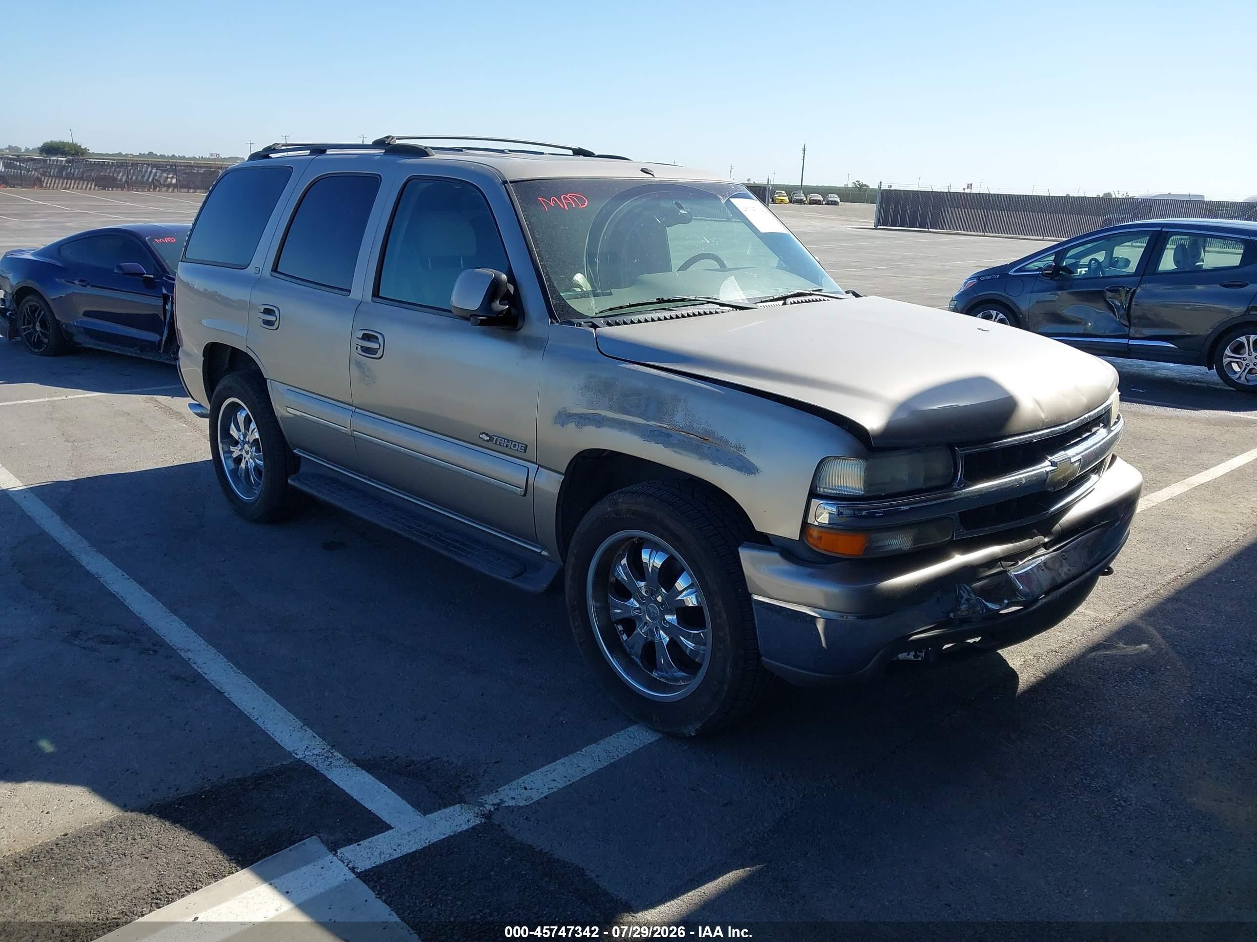 2001 Chevrolet Tahoe Lt Золотой vin: 1GNEK13T71J121591
