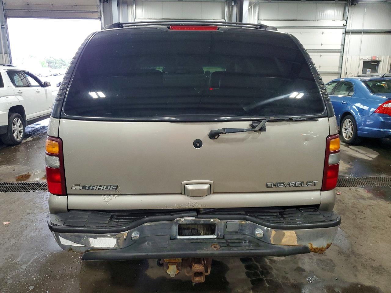 2001 Chevrolet Tahoe K1500 Tan vin: 1GNEK13T71J312993