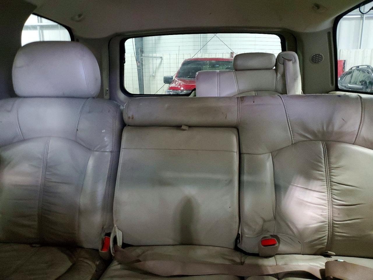 2001 Chevrolet Tahoe K1500 Tan vin: 1GNEK13T71J312993
