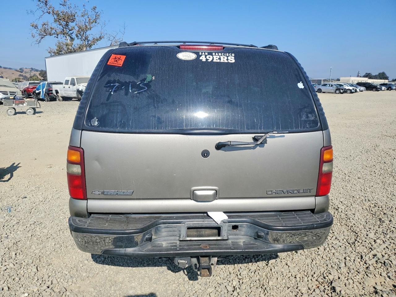 2002 Chevrolet Tahoe K1500 Tan vin: 1GNEK13T72R163150