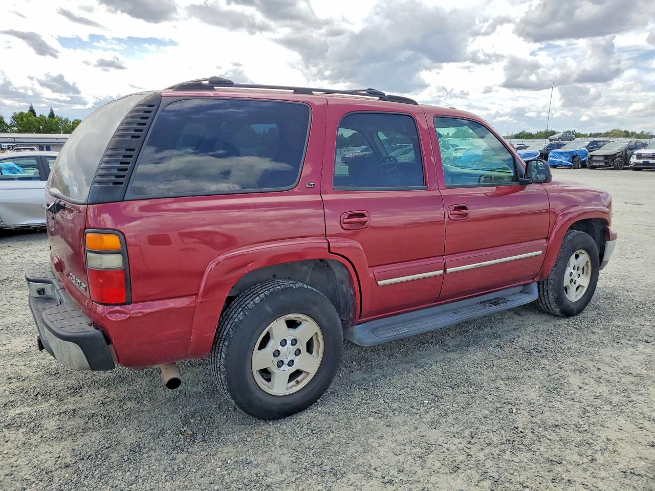 2005 Chevrolet Tahoe K1500 Burgundy vin: 1GNEK13T75R117323
