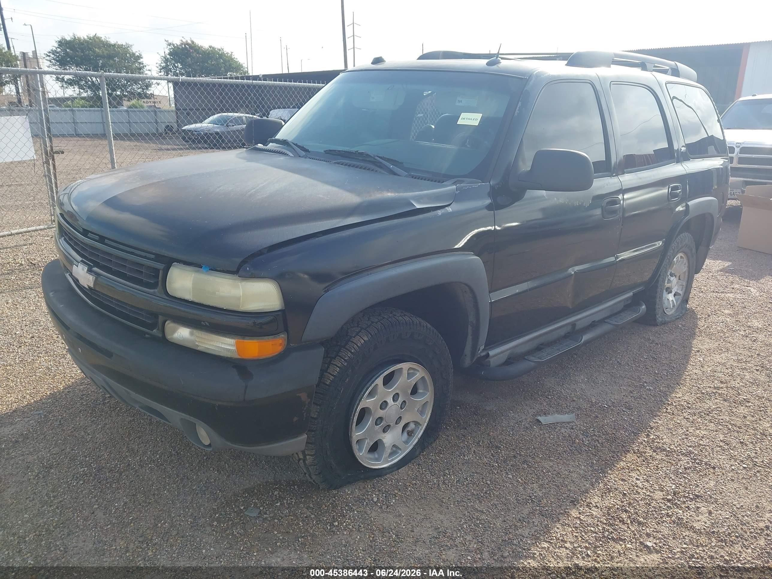 2005 Chevrolet Tahoe Z71 Black vin: 1GNEK13T75R136020
