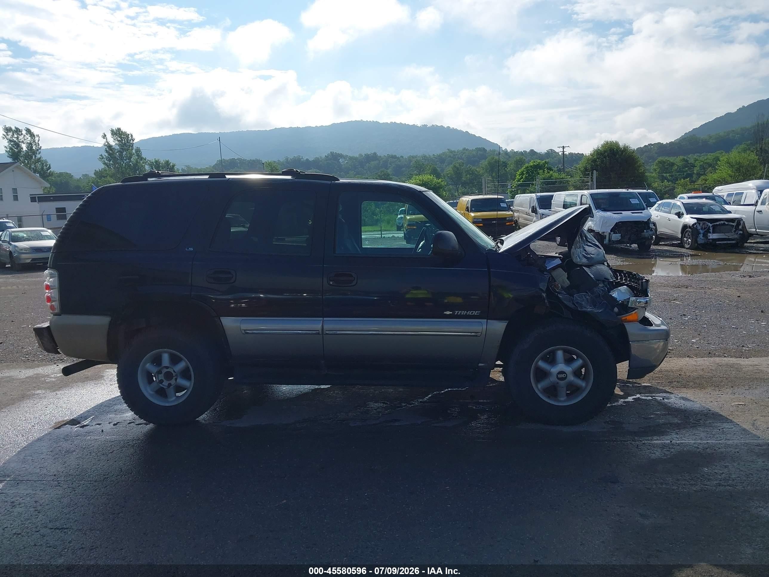 2000 Chevrolet Tahoe All New Ls Black vin: 1GNEK13T7YJ202536