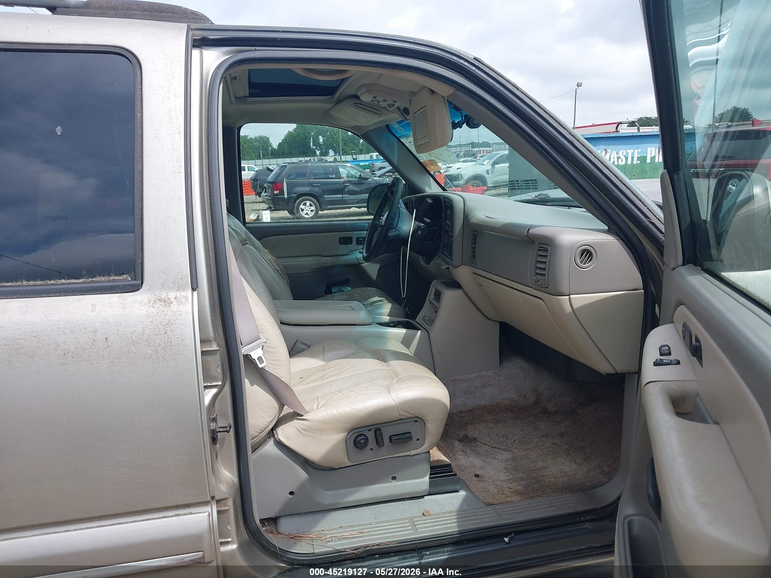 2000 Chevrolet Tahoe All New Lt Tan vin: 1GNEK13T7YJ209549