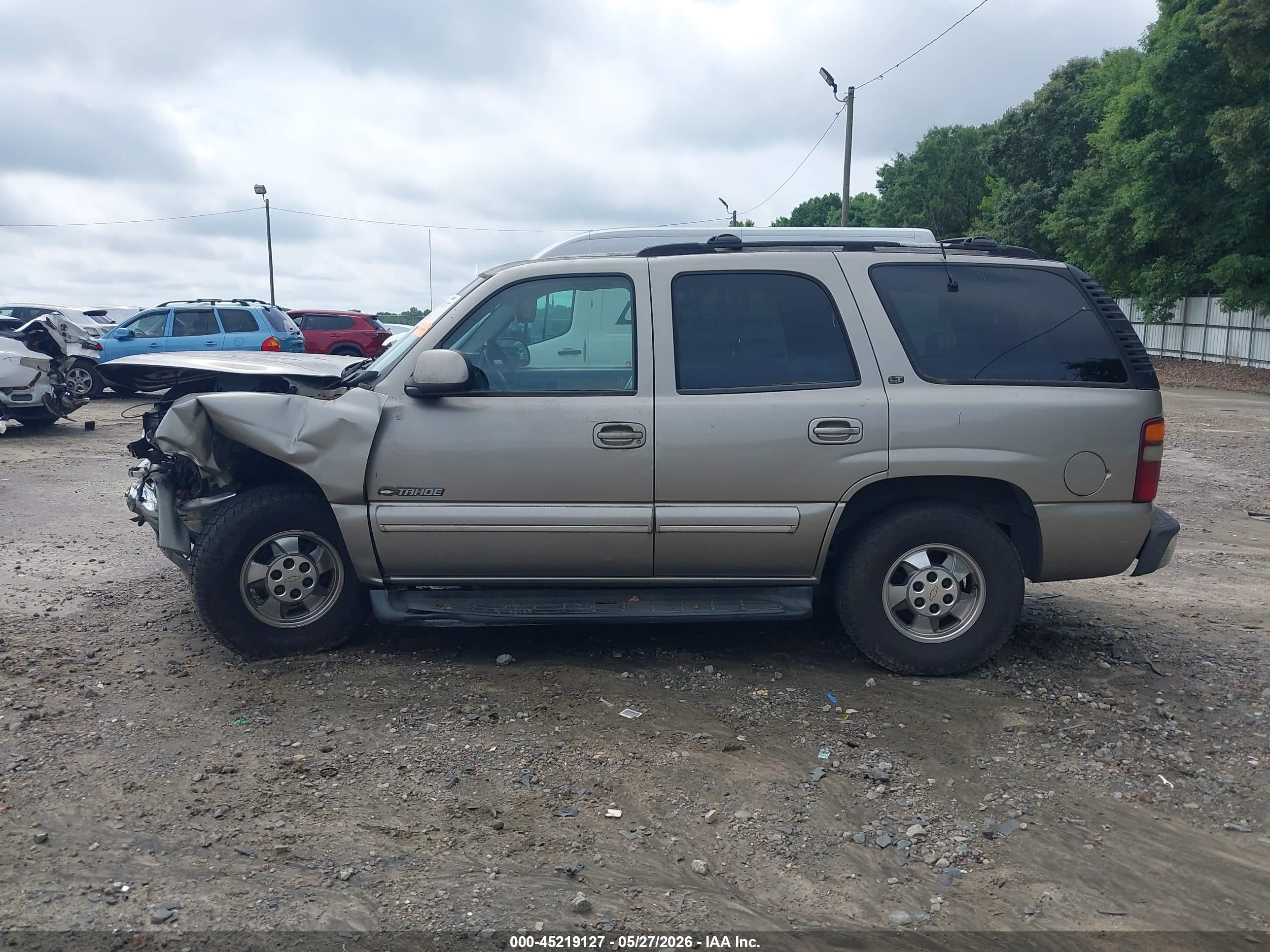2000 Chevrolet Tahoe All New Lt Tan vin: 1GNEK13T7YJ209549
