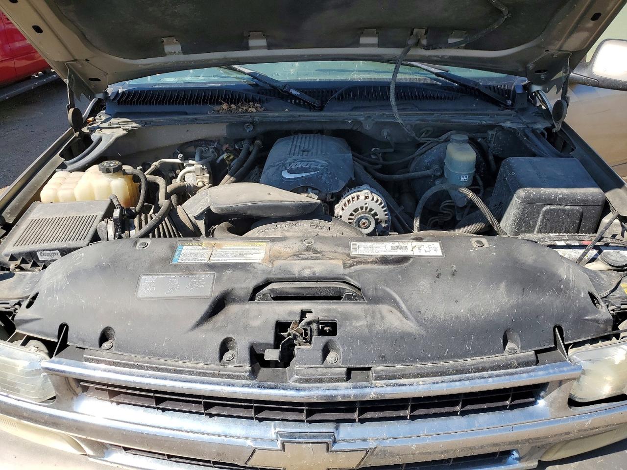 2001 Chevrolet Tahoe K1500 Gold vin: 1GNEK13T81J131806