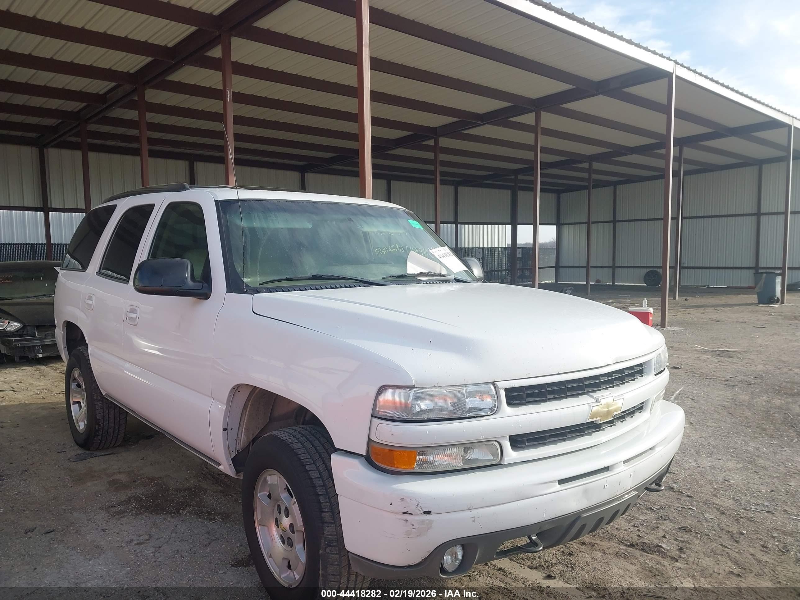 2001 Chevrolet Tahoe Ls Белый vin: 1GNEK13T81R220650
