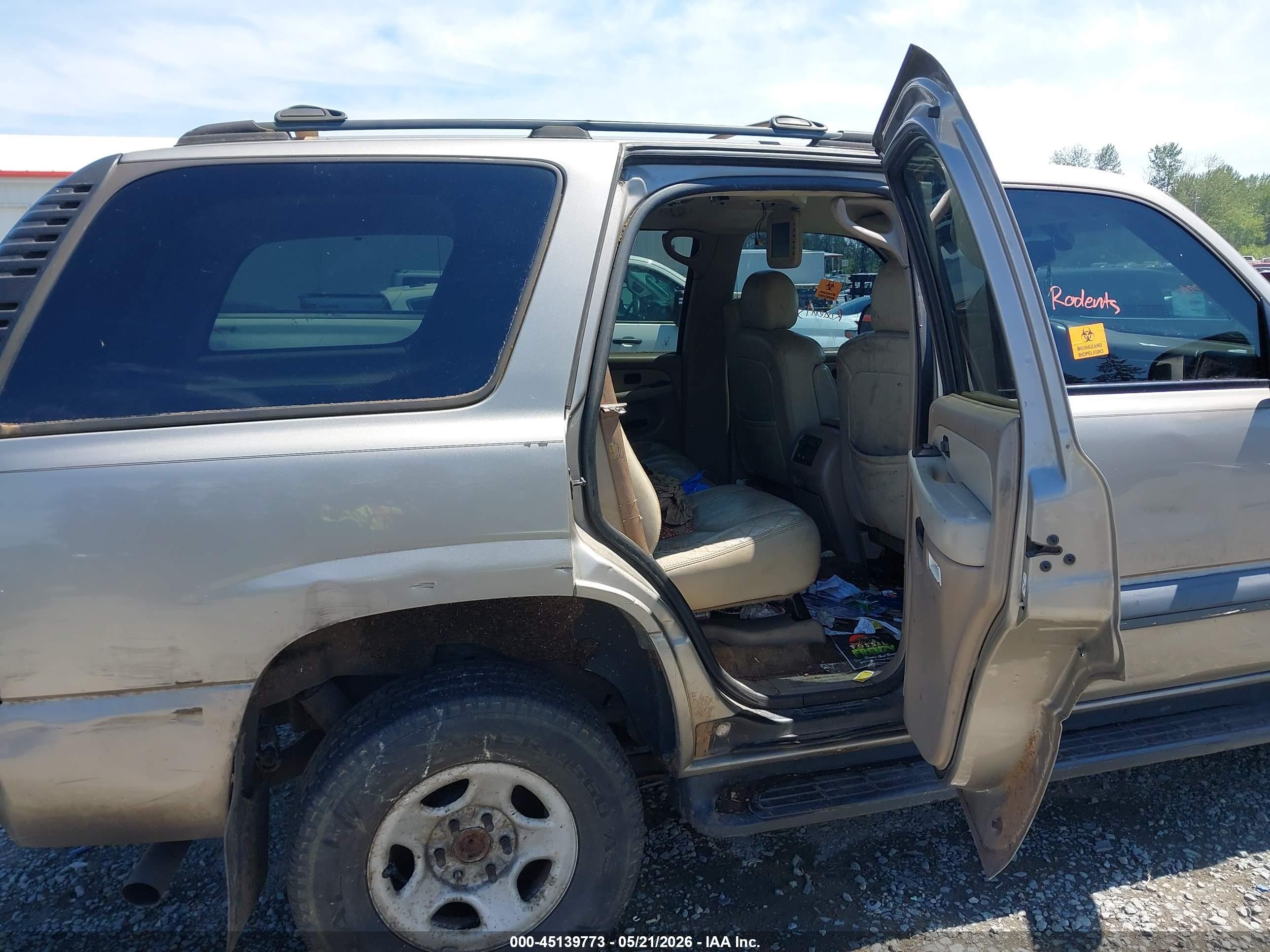 2003 Chevrolet Tahoe Ls Gray vin: 1GNEK13T83J133638