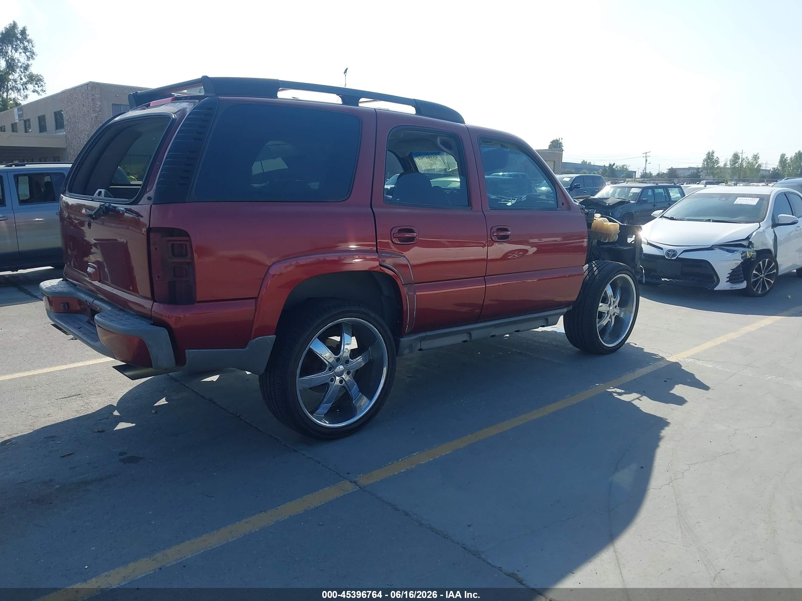 2003 Chevrolet Tahoe Z71 Red vin: 1GNEK13T83R253604
