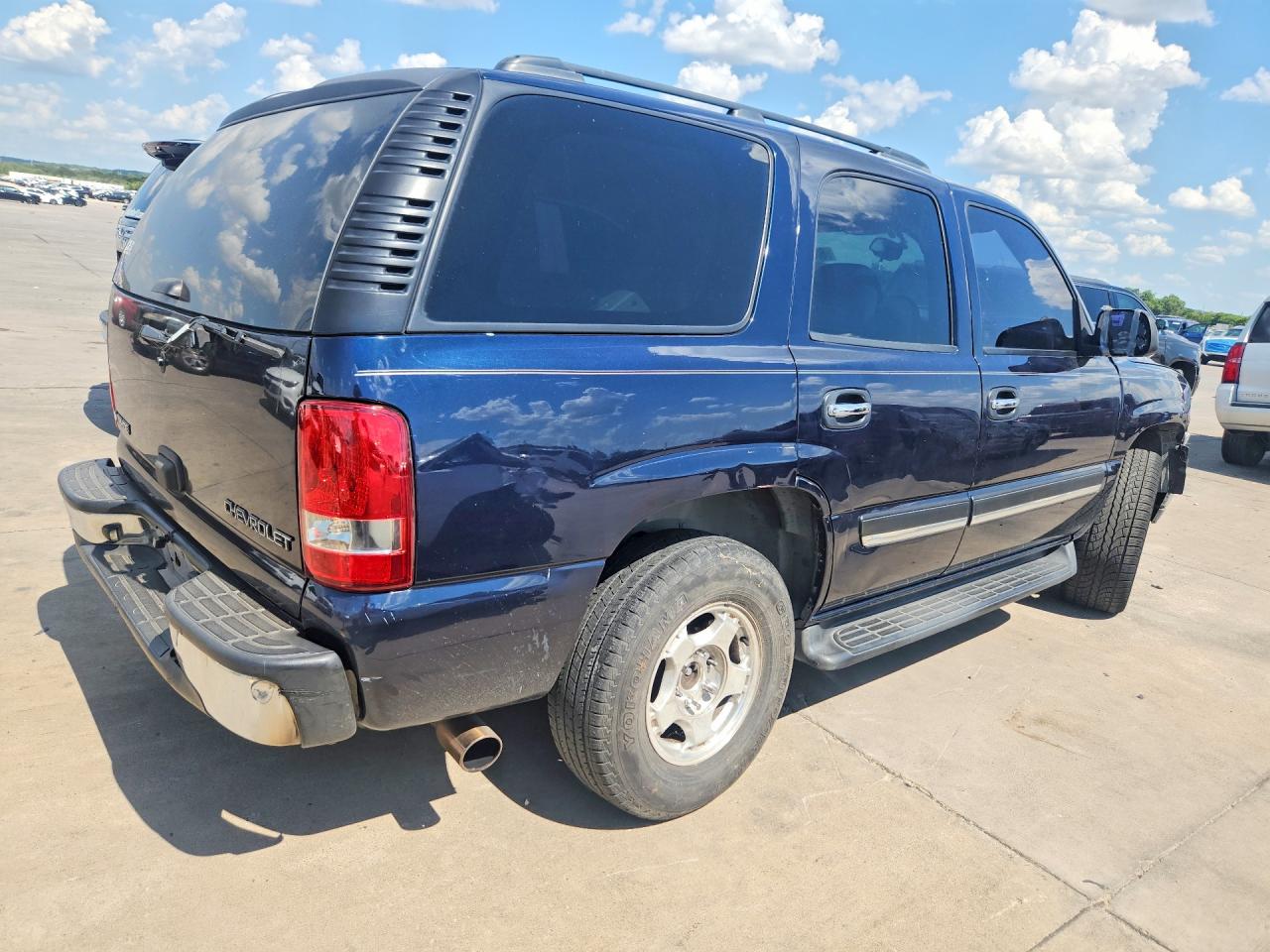 2005 Chevrolet Tahoe K1500 Blue vin: 1GNEK13T85J226520