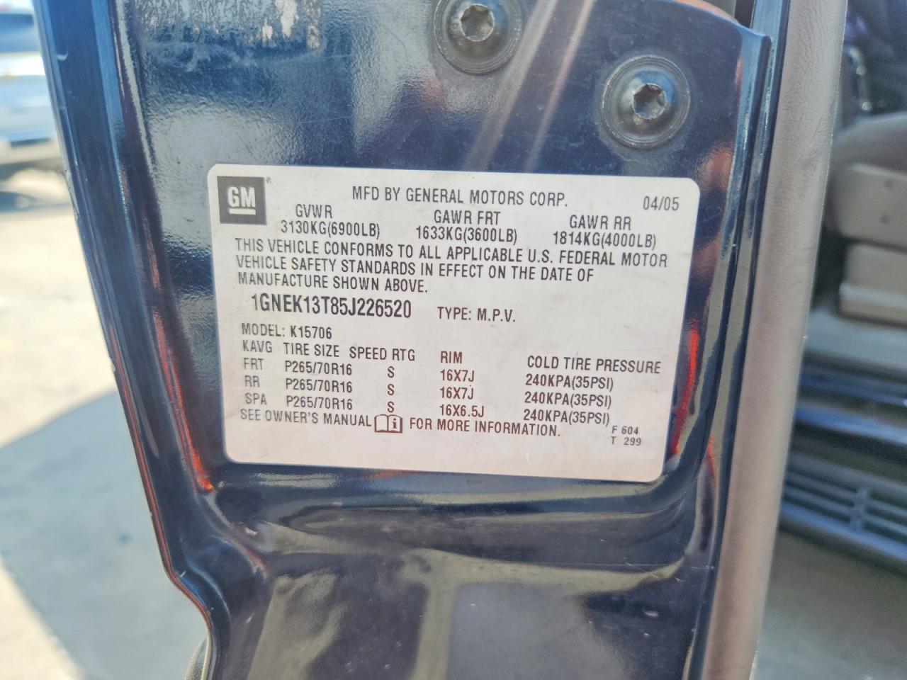 2005 Chevrolet Tahoe K1500 Blue vin: 1GNEK13T85J226520