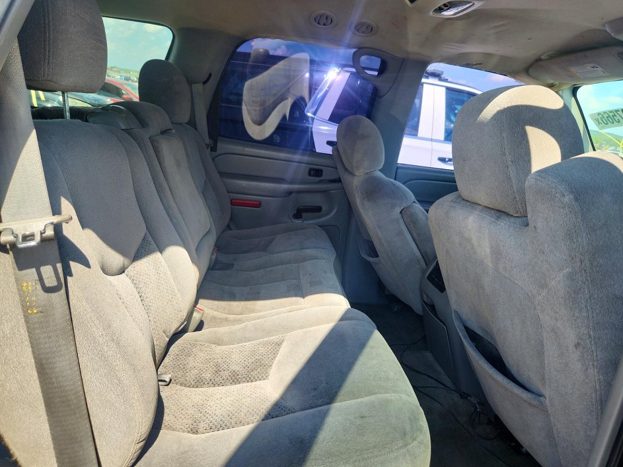 2005 Chevrolet Tahoe K1500 Blue vin: 1GNEK13T85J226520