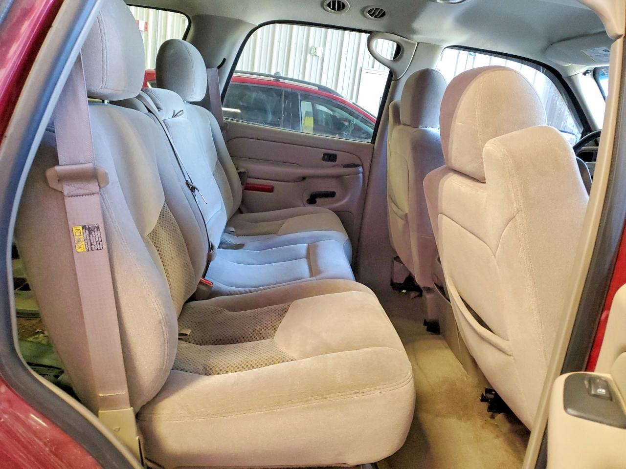 2005 Chevrolet Tahoe K1500 Maroon vin: 1GNEK13T85R152761