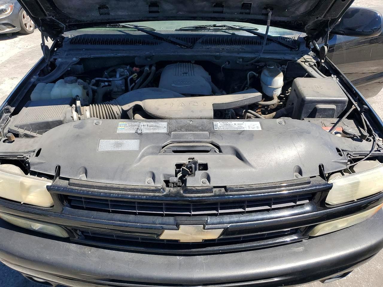 2005 Chevrolet Tahoe K1500 Black vin: 1GNEK13T85R251659
