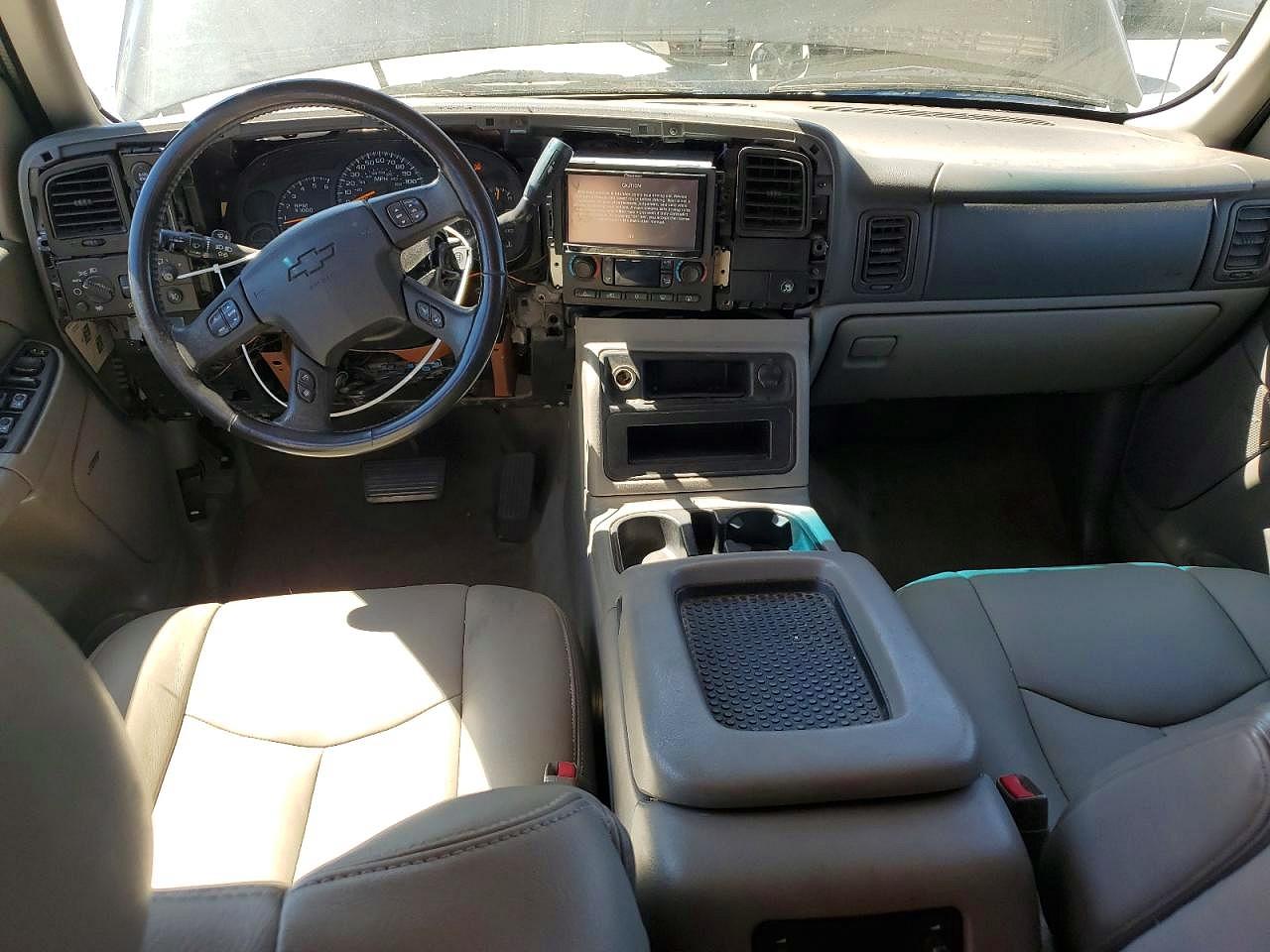 2005 Chevrolet Tahoe K1500 Black vin: 1GNEK13T85R251659