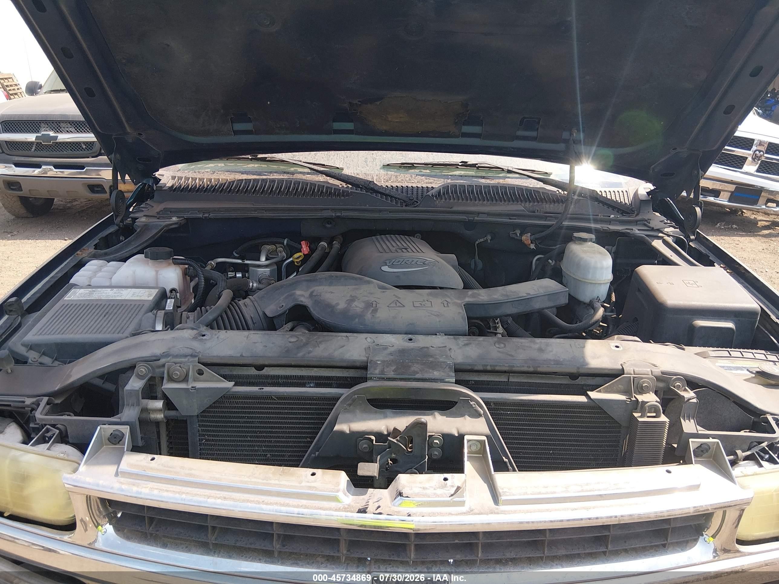 2005 Chevrolet Tahoe Ls Blue vin: 1GNEK13T85R267358