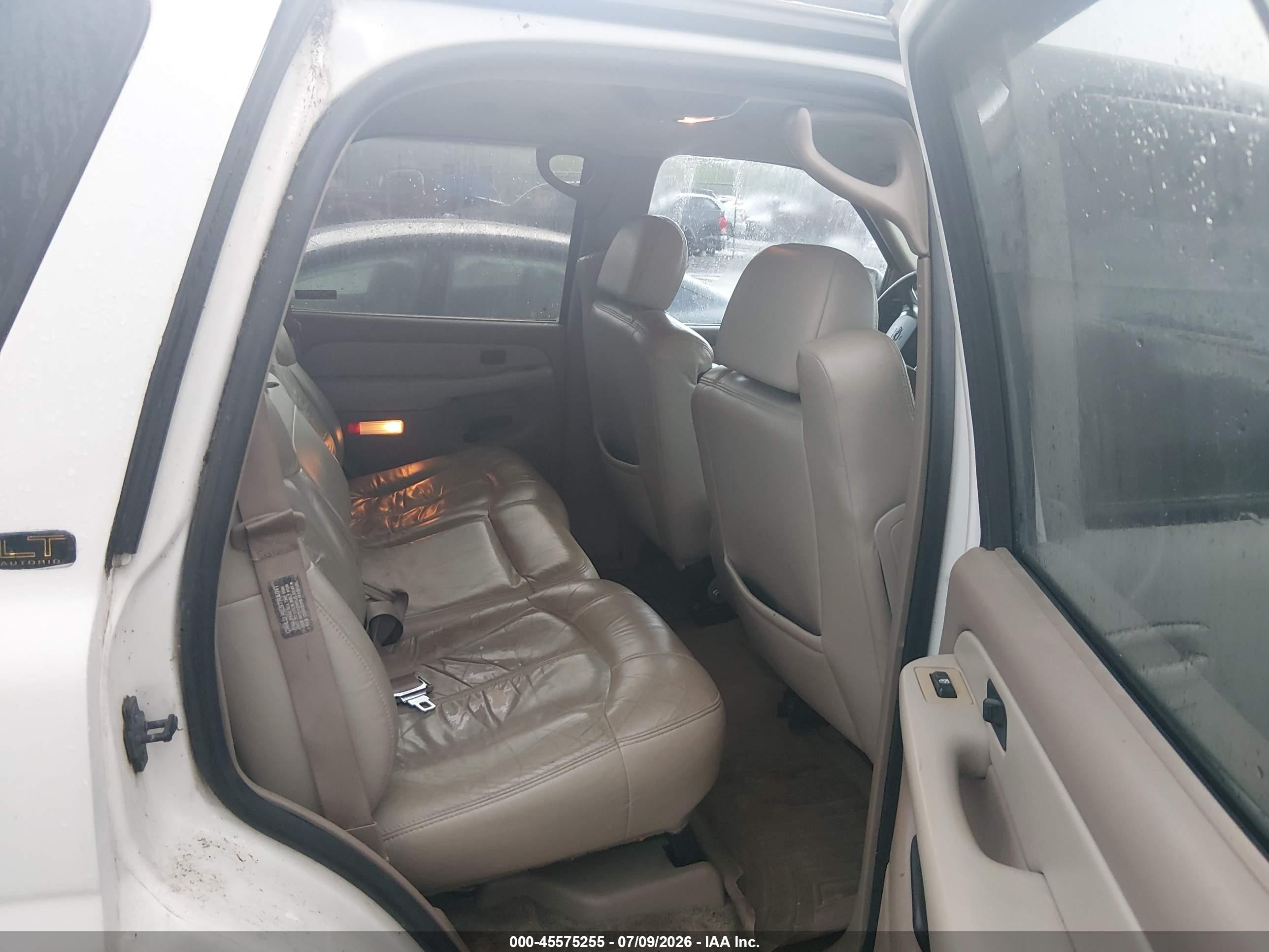 2001 Chevrolet Tahoe Lt White vin: 1GNEK13T91J158447