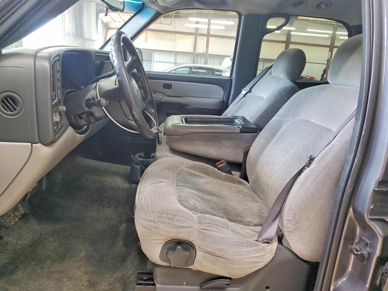 2001 Chevrolet Tahoe K1500 Gray vin: 1GNEK13T91J167665