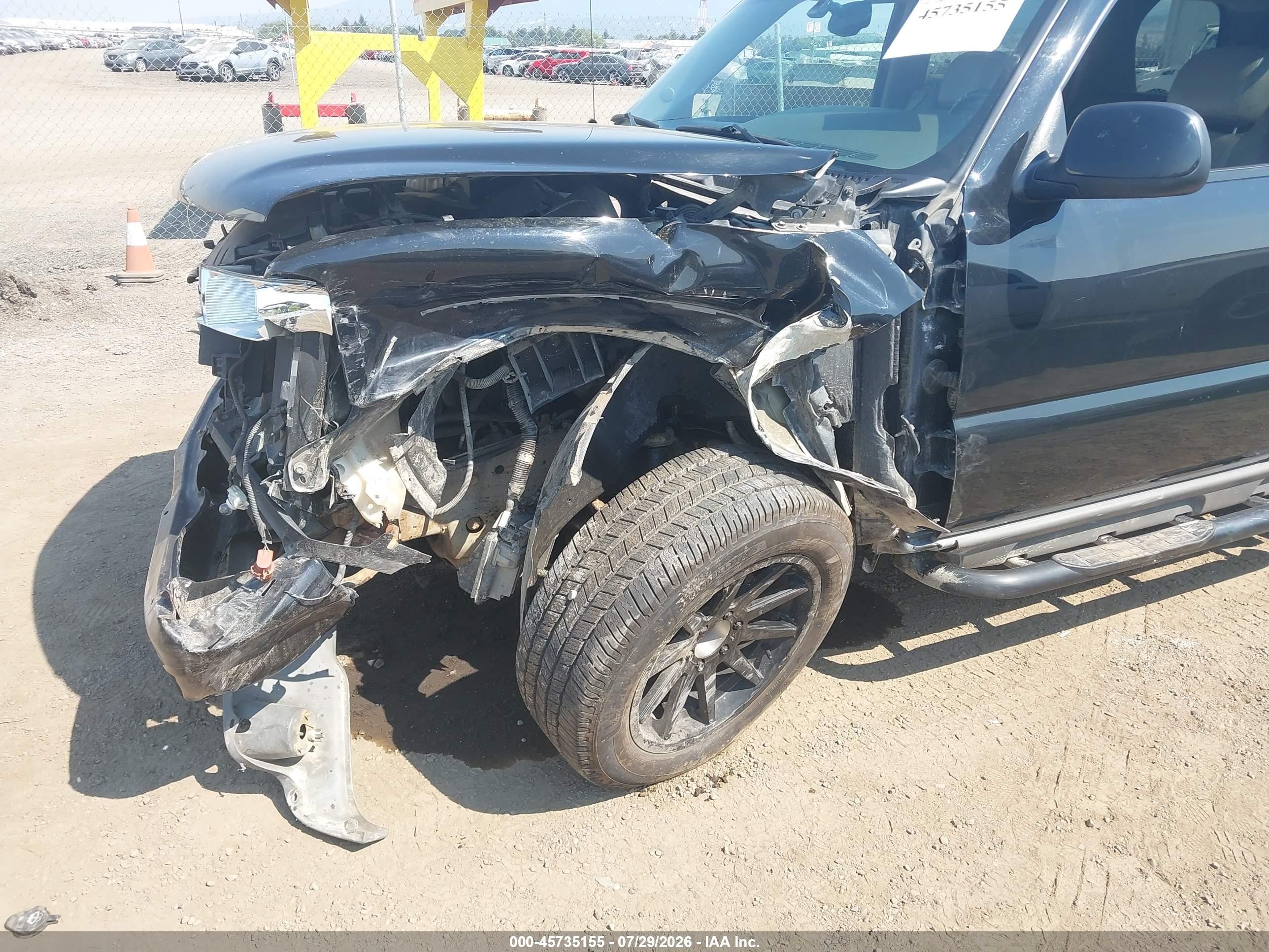 2003 Chevrolet Tahoe Z71 Черный vin: 1GNEK13T93R280939
