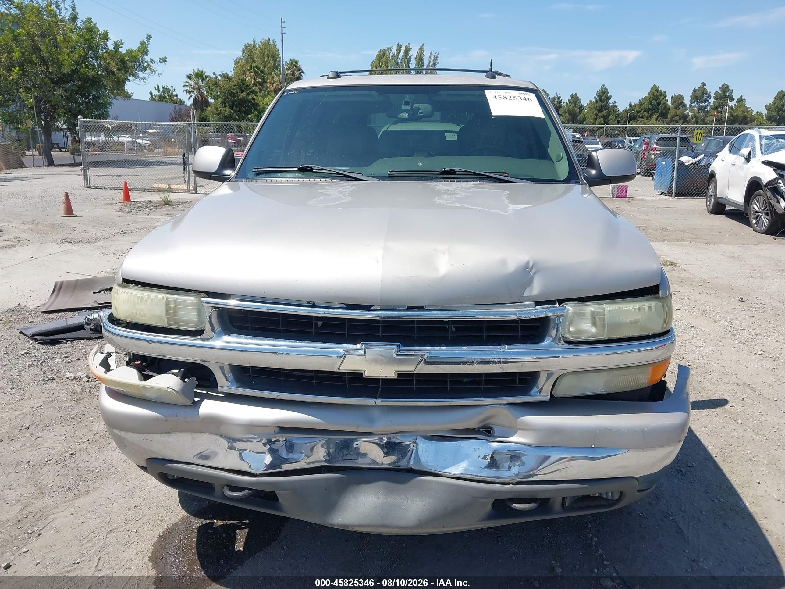 2004 Chevrolet Tahoe Lt Желто-коричневый vin: 1GNEK13T94J295229