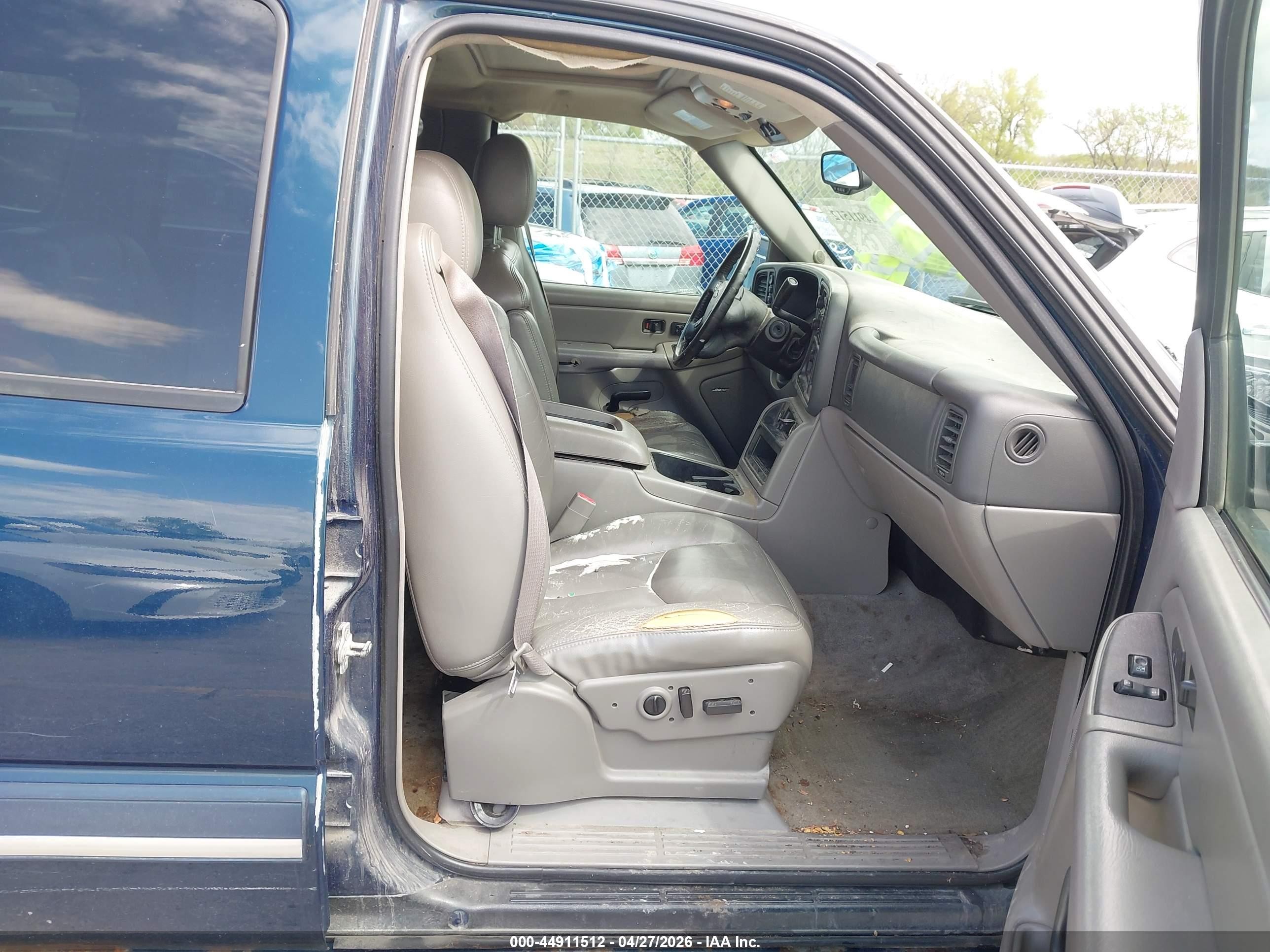 2006 Chevrolet Tahoe Lt Blue vin: 1GNEK13T96J102161