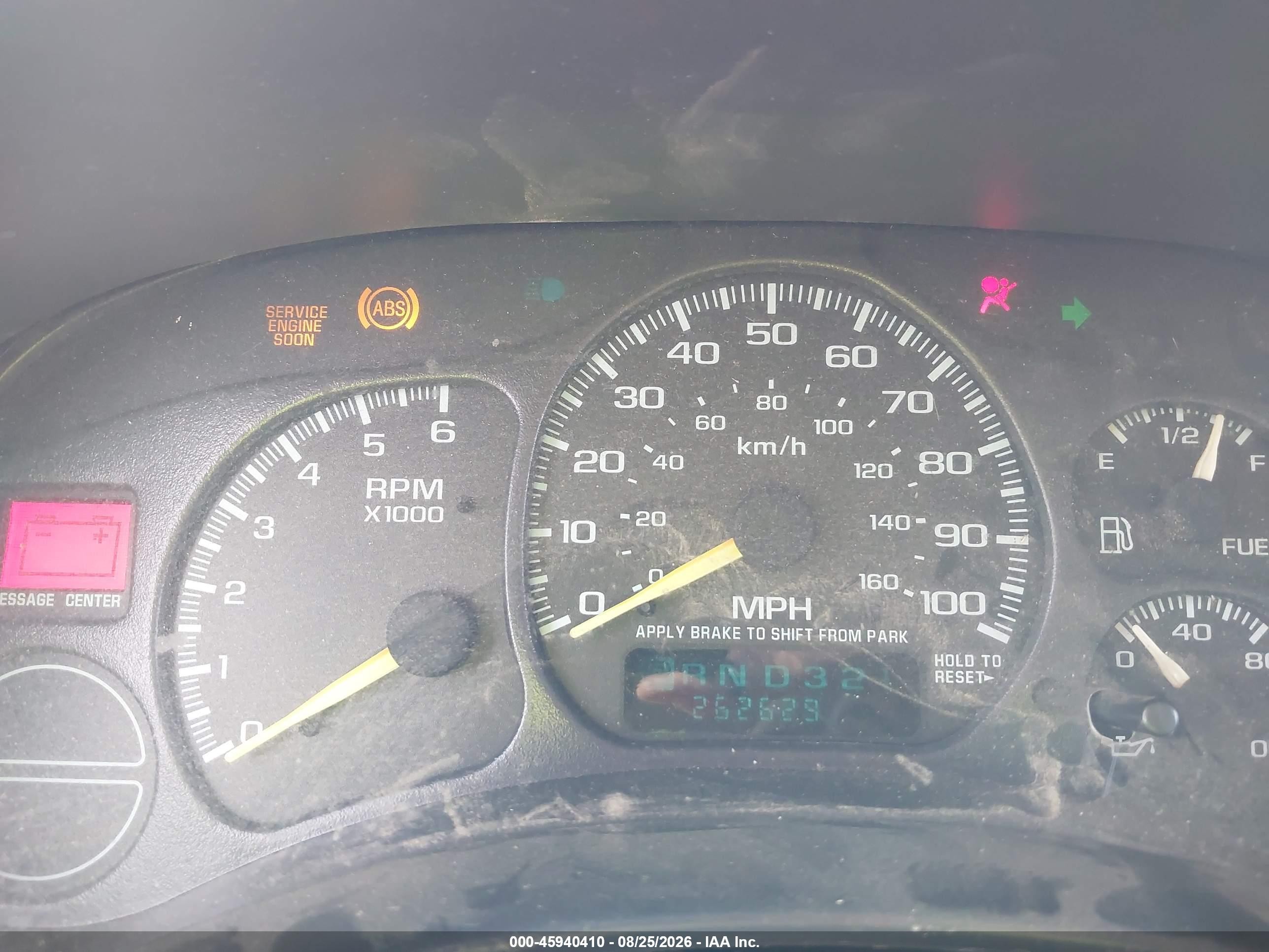 2001 Chevrolet Tahoe Lt White vin: 1GNEK13TX1J112576
