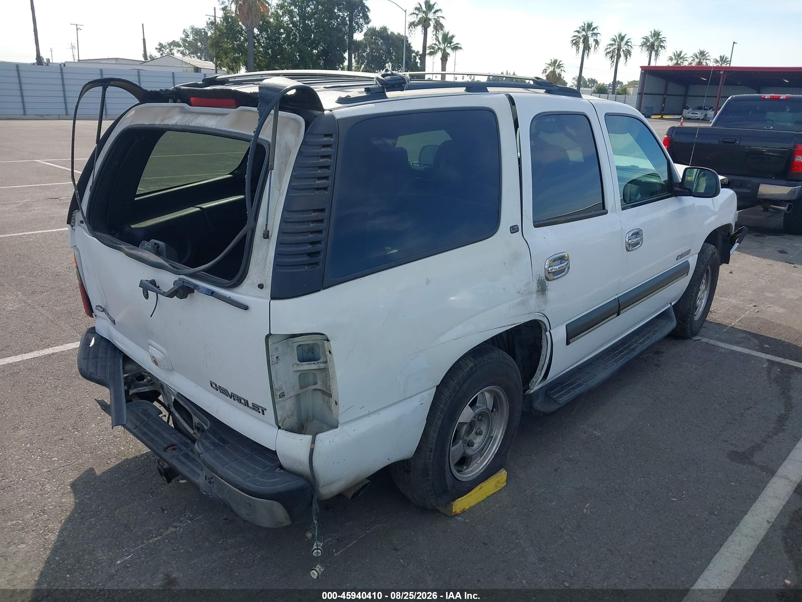 2001 Chevrolet Tahoe Lt White vin: 1GNEK13TX1J112576