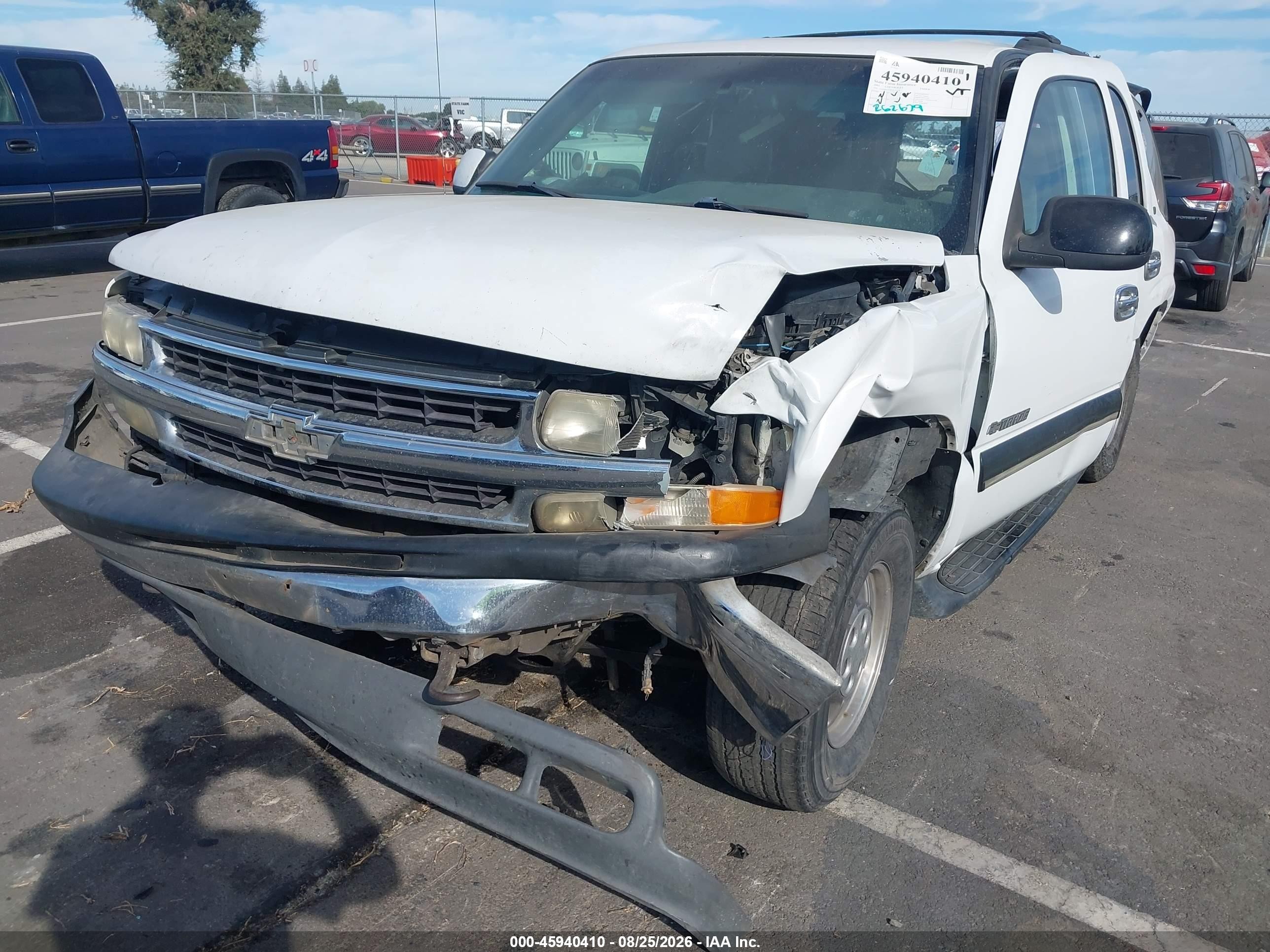 2001 Chevrolet Tahoe Lt White vin: 1GNEK13TX1J112576