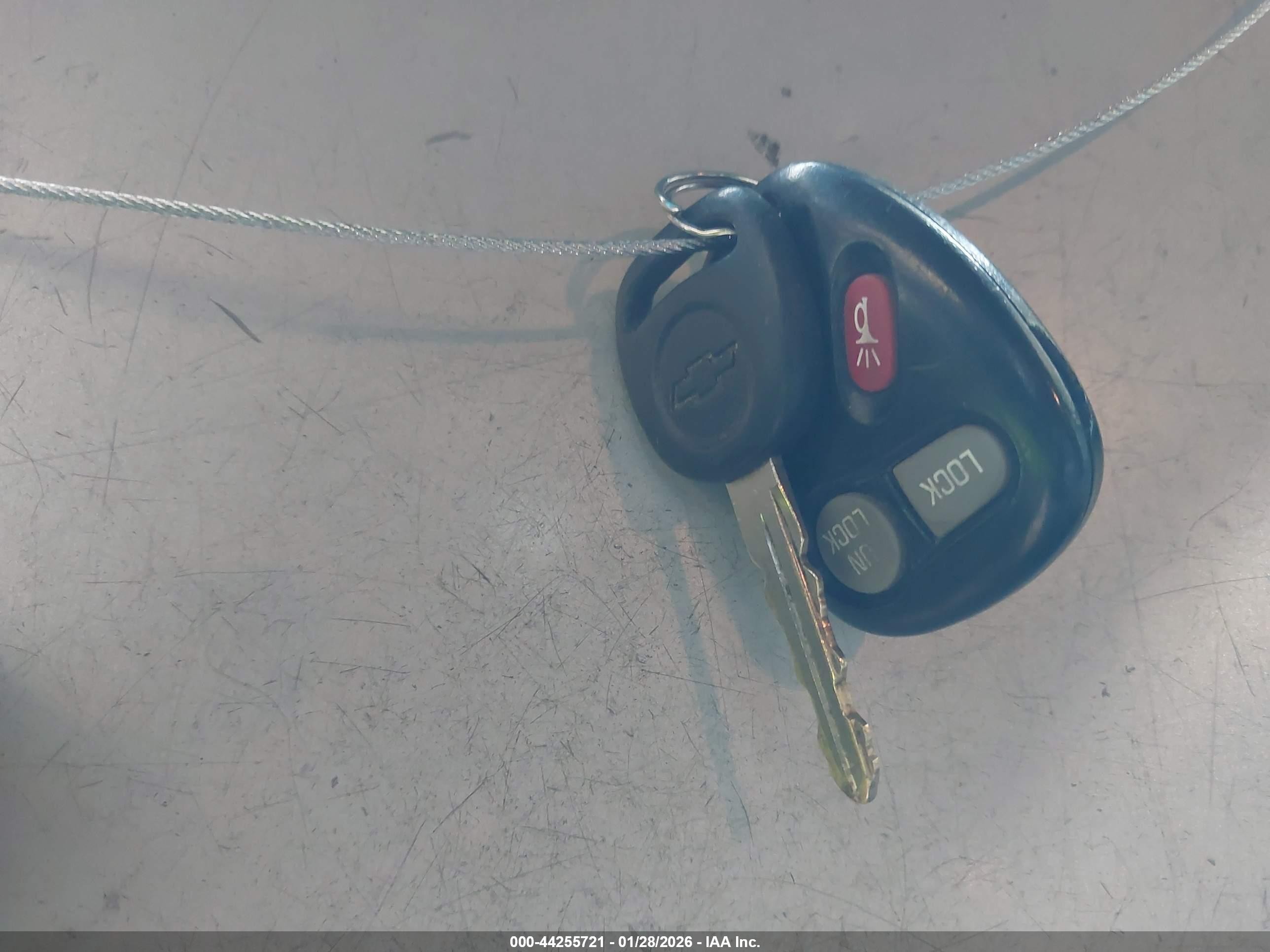 2002 Chevrolet Tahoe Lt Серый vin: 1GNEK13TX2R298784
