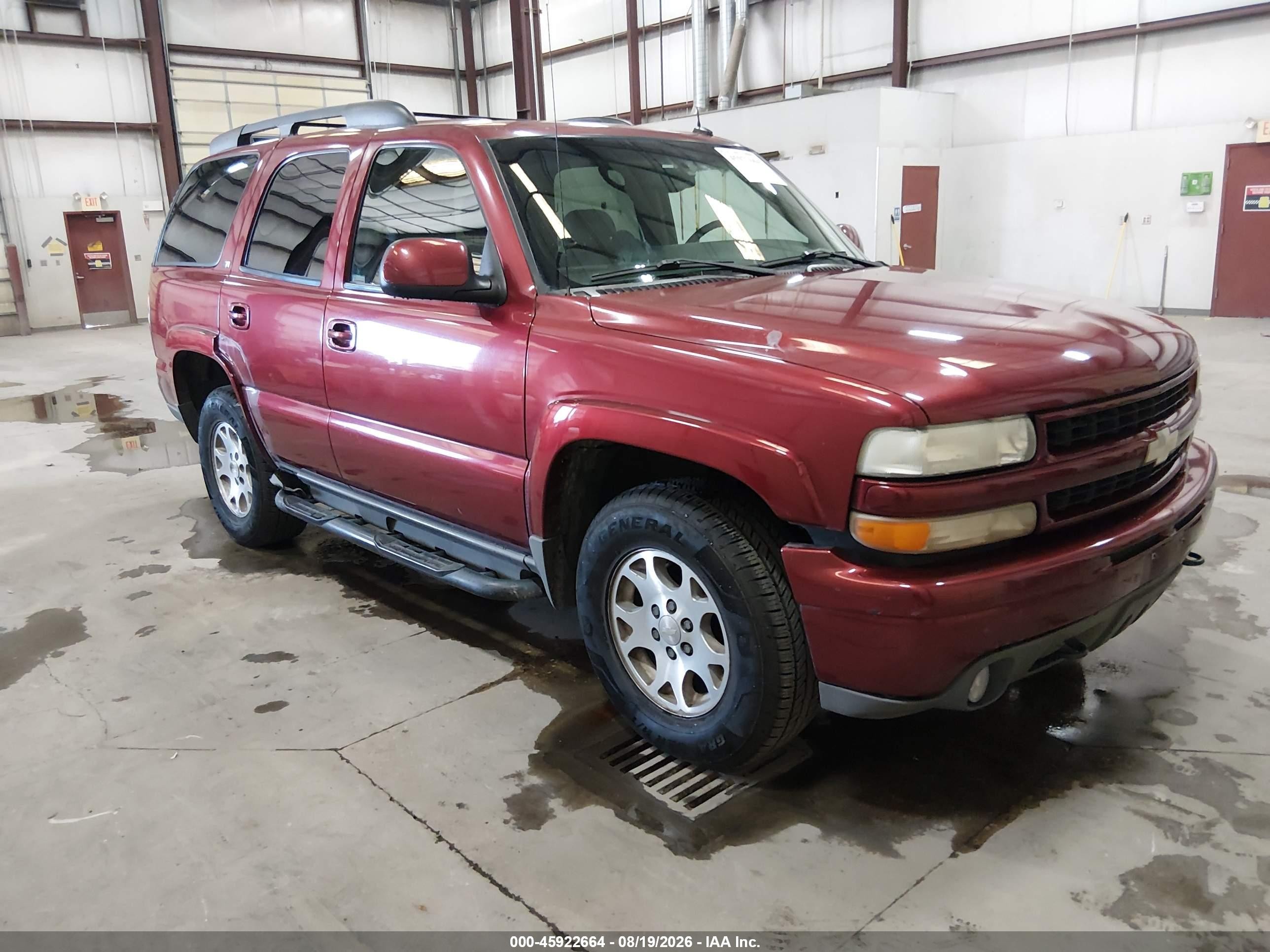 2003 Chevrolet Tahoe Z71 Red vin: 1GNEK13TX3R204615