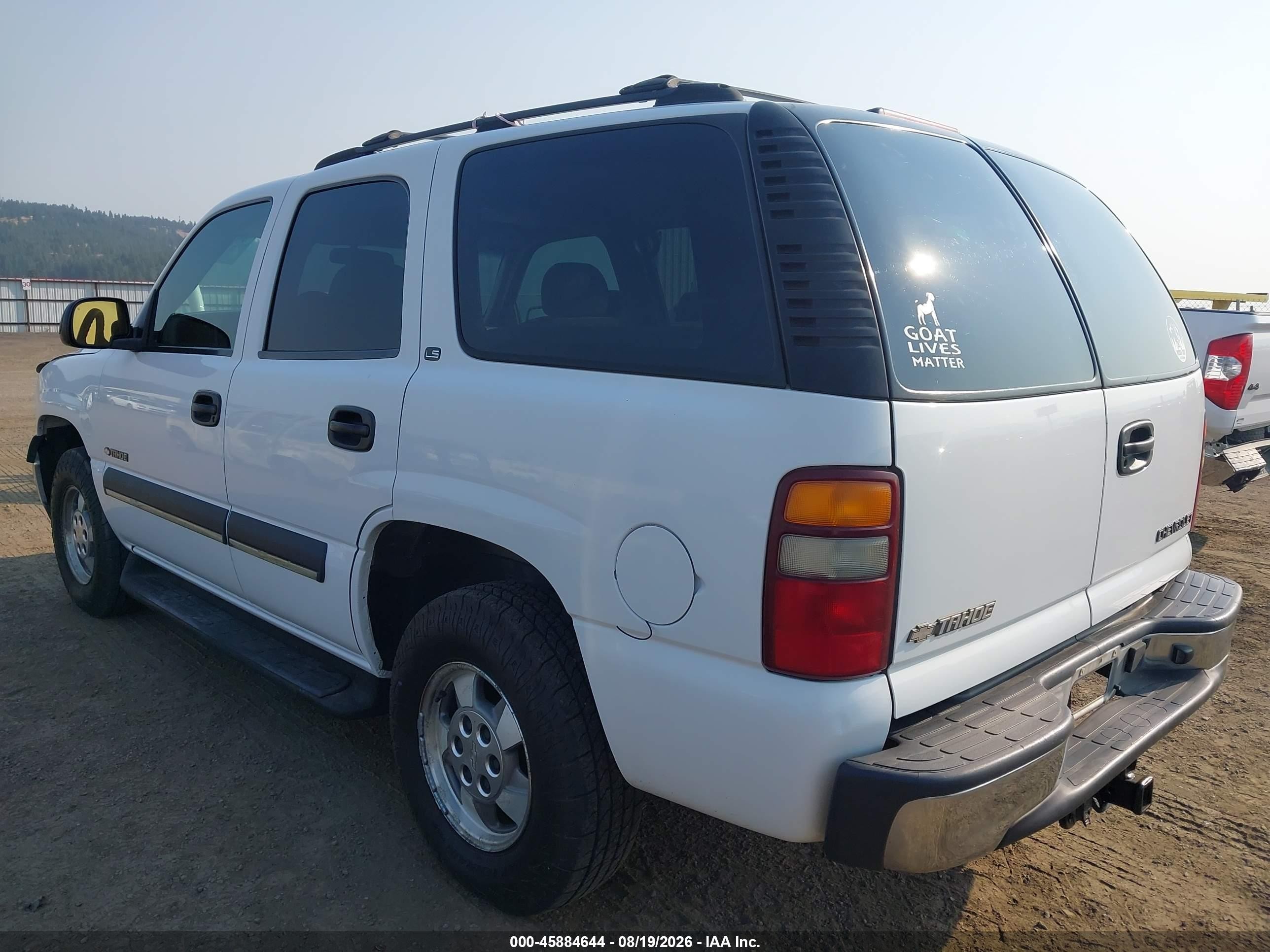 2002 Chevrolet Tahoe Ls White vin: 1GNEK13V02J287907