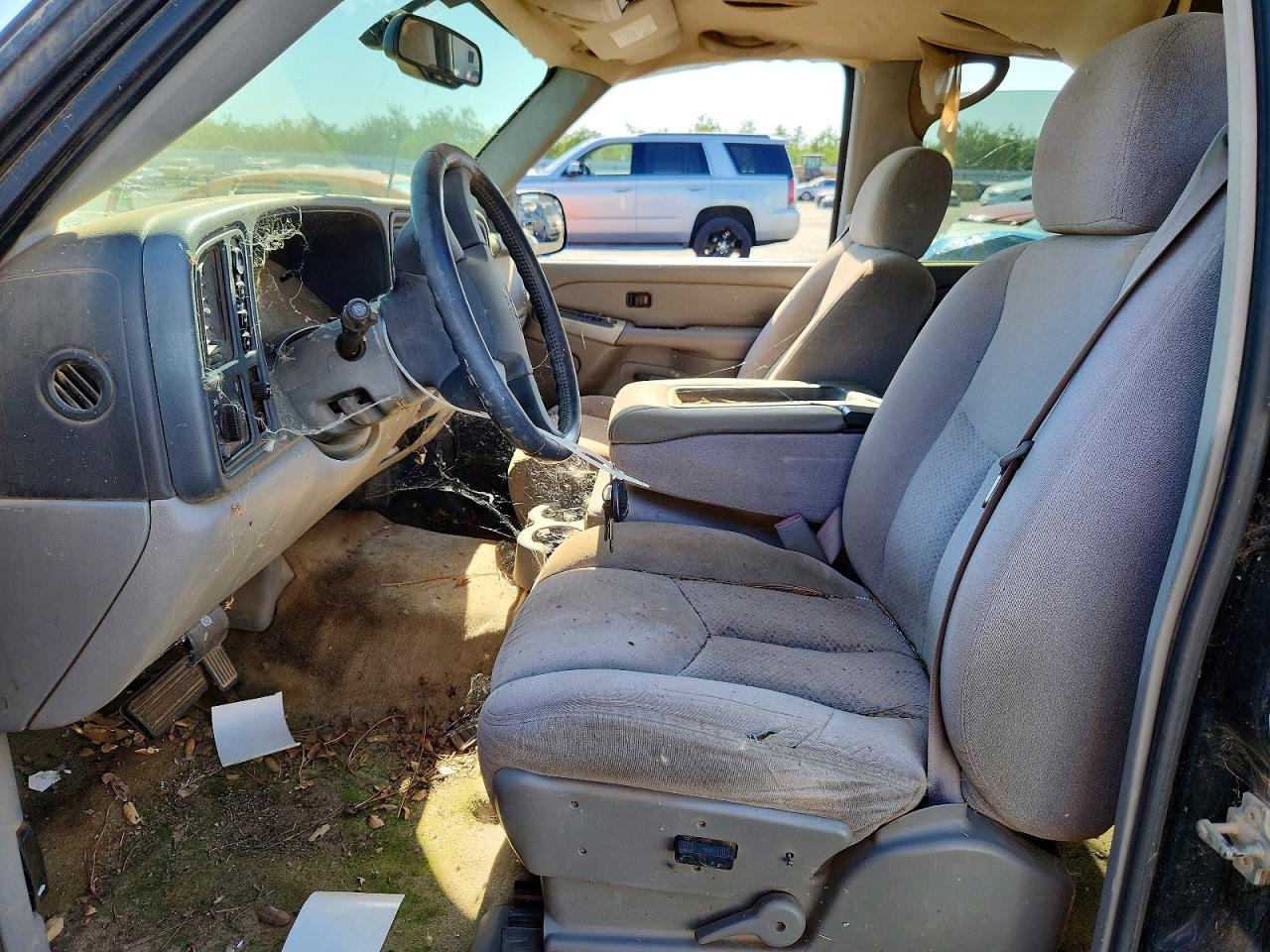 2004 Chevrolet Tahoe K1500 Black vin: 1GNEK13V14J304880