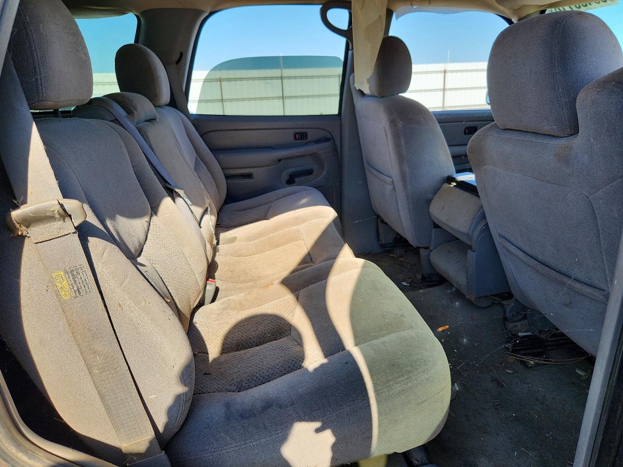 2004 Chevrolet Tahoe K1500 Black vin: 1GNEK13V14J304880