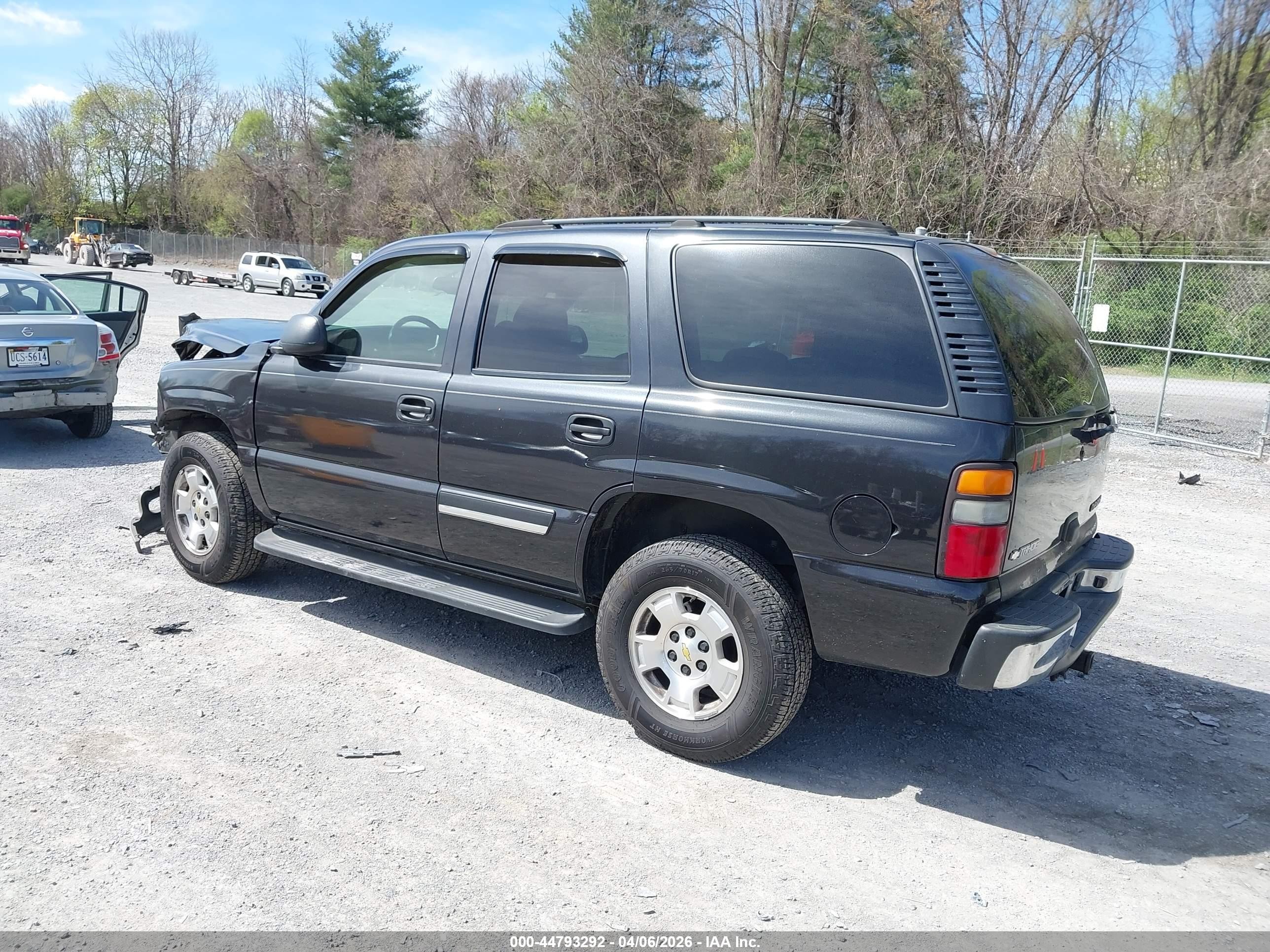 2004 Chevrolet Tahoe Ls Черный vin: 1GNEK13V14J306239